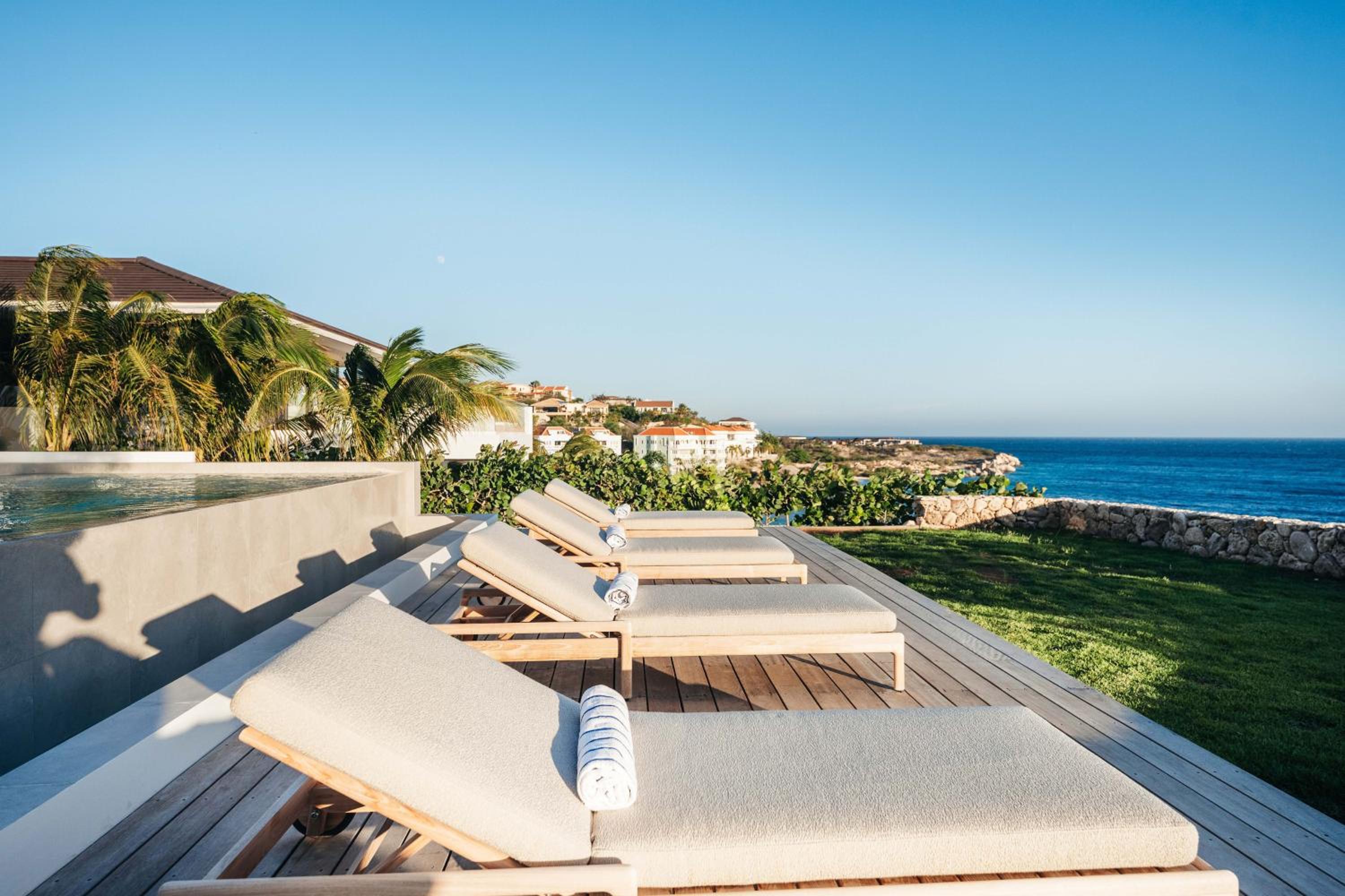 Bocazul 5 Seafront Villa