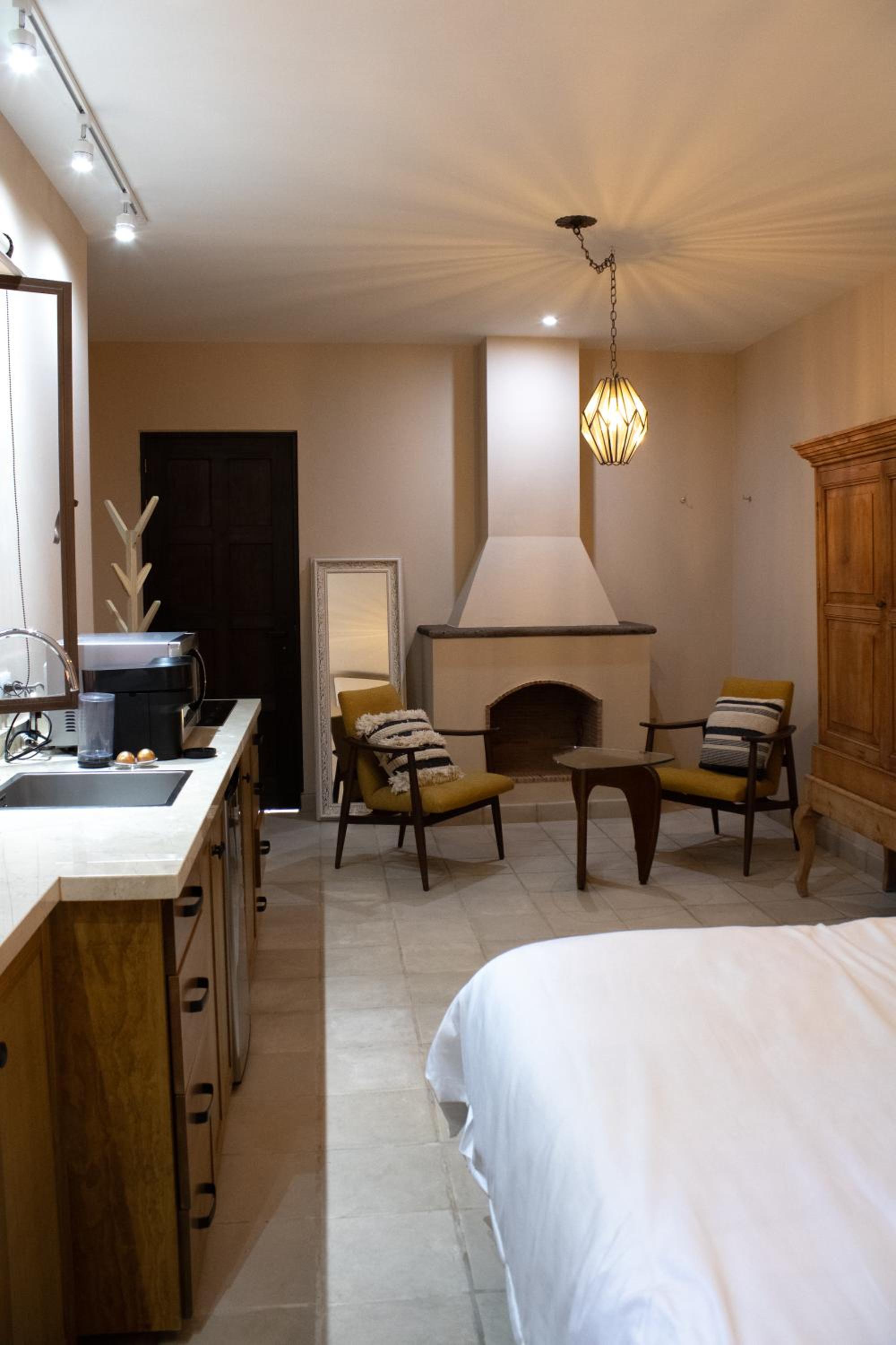 hotel room