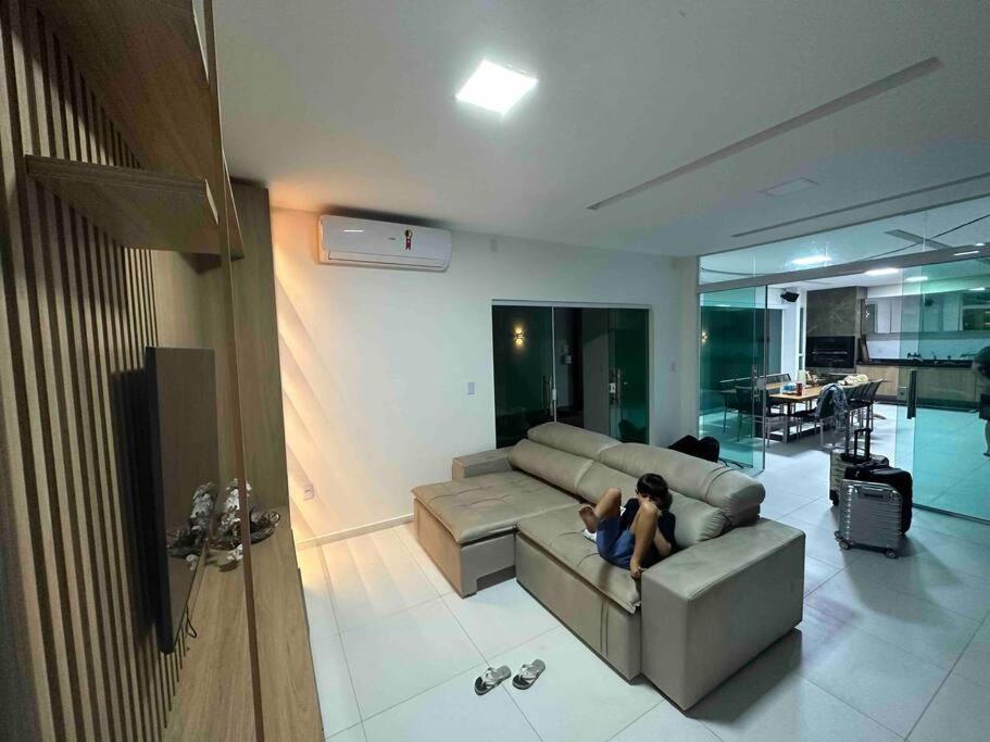 Casa 5 suítes no melhor dos lençóis