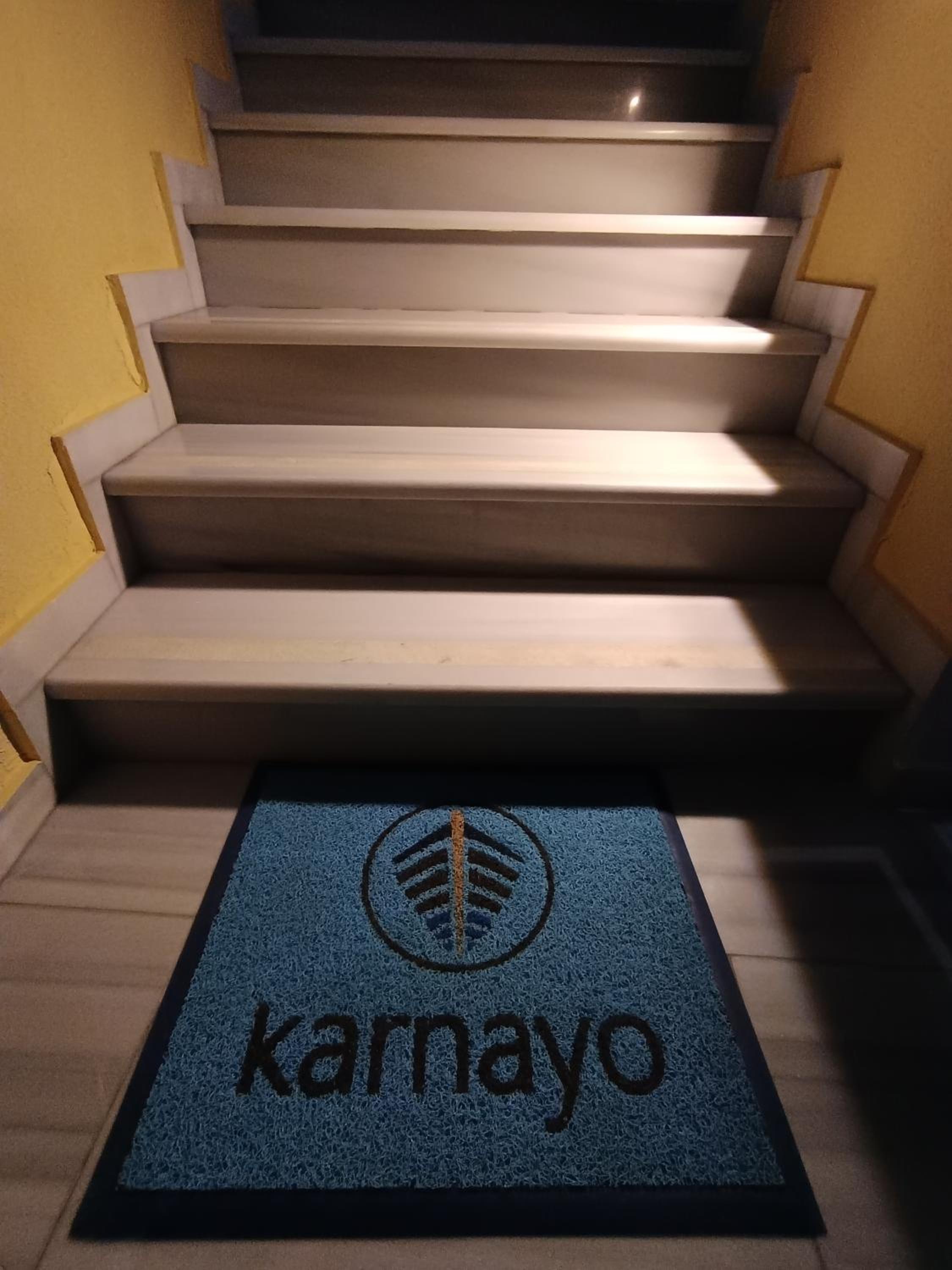 Karnayo apartments