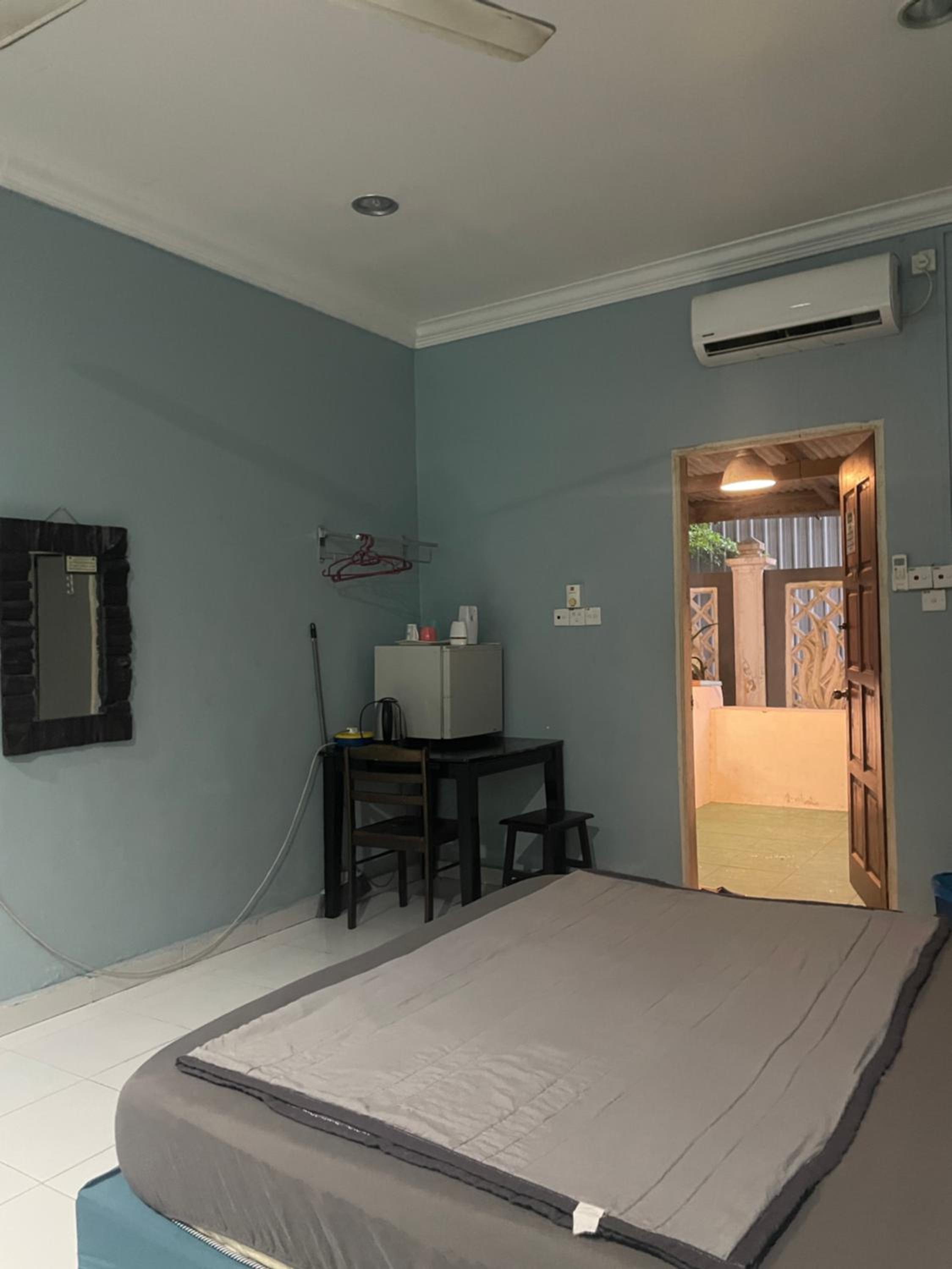 Hj Hassan Guest House- Studio Unit photo 4