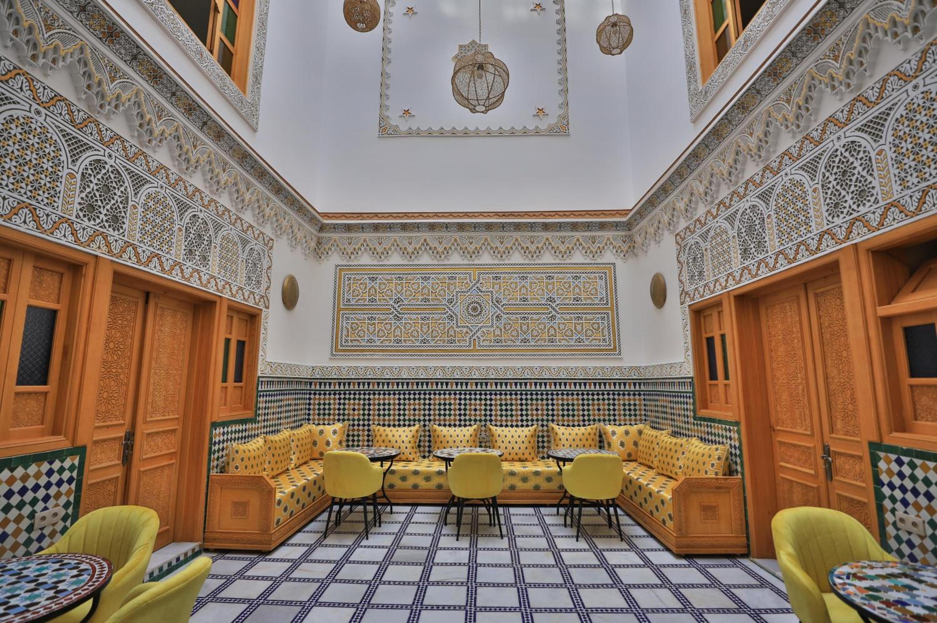 lounge