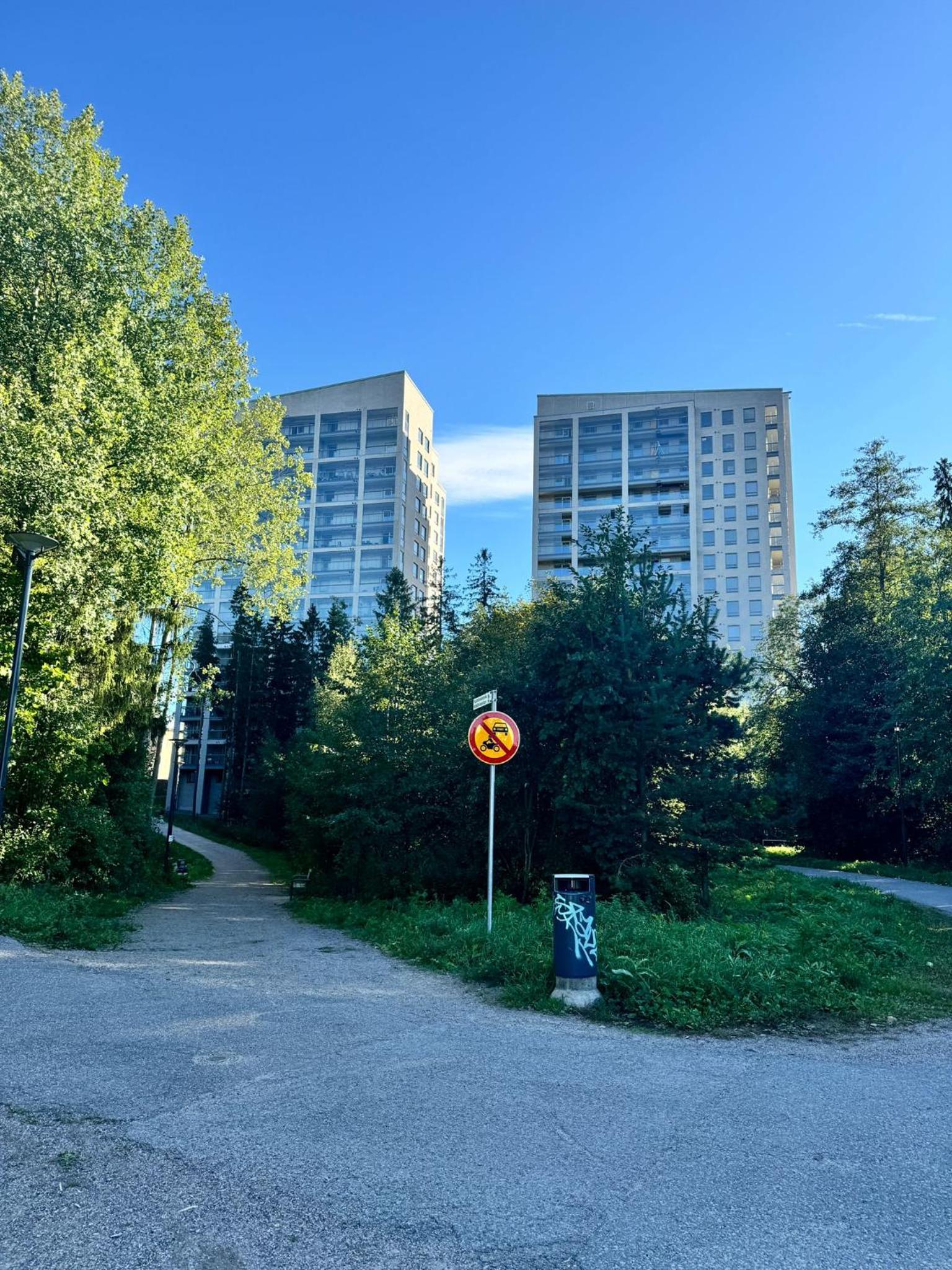 Cosy apartment near Sello with nice view from balcony
