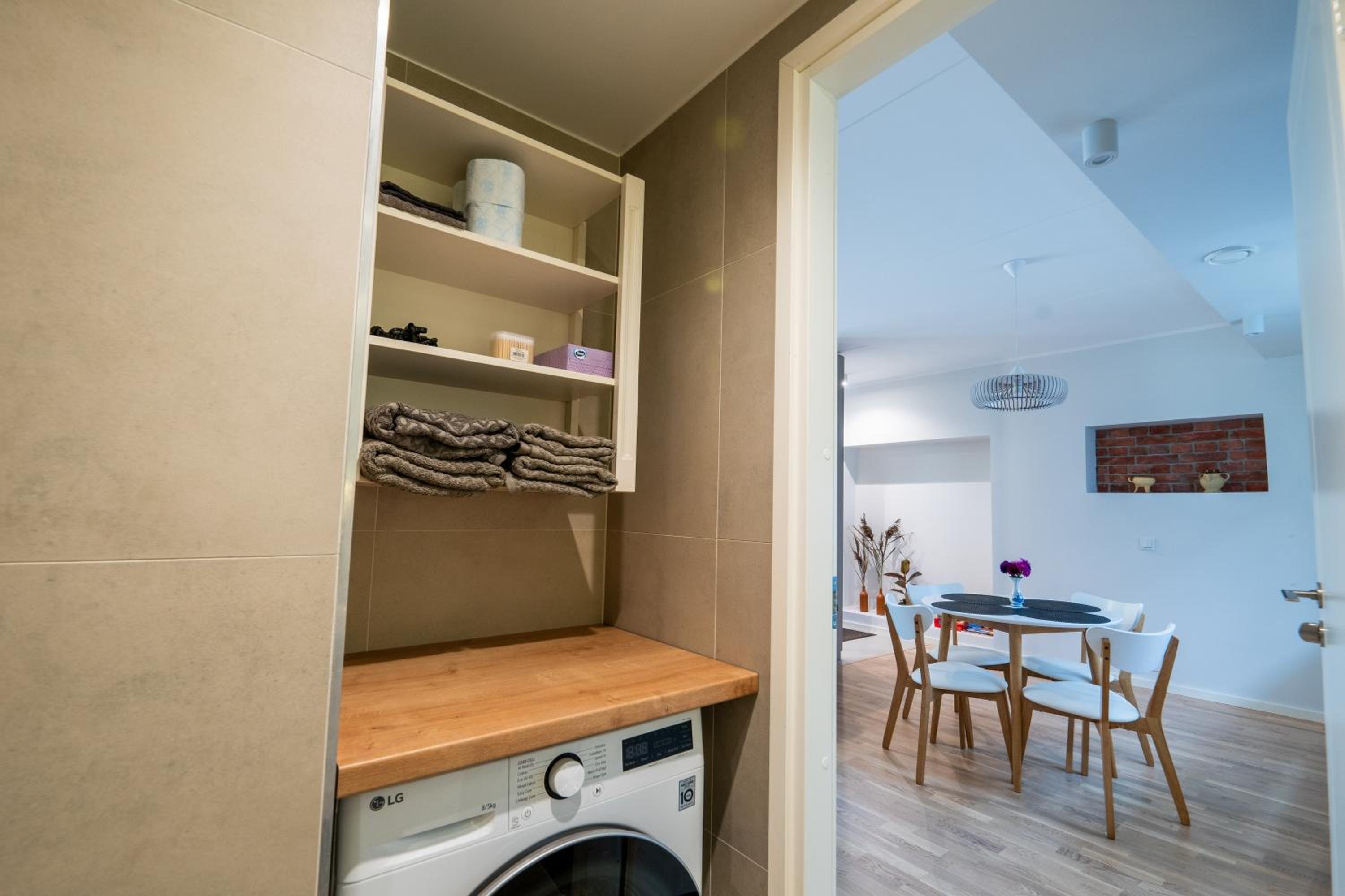 A&A Luxury Apartment with garden