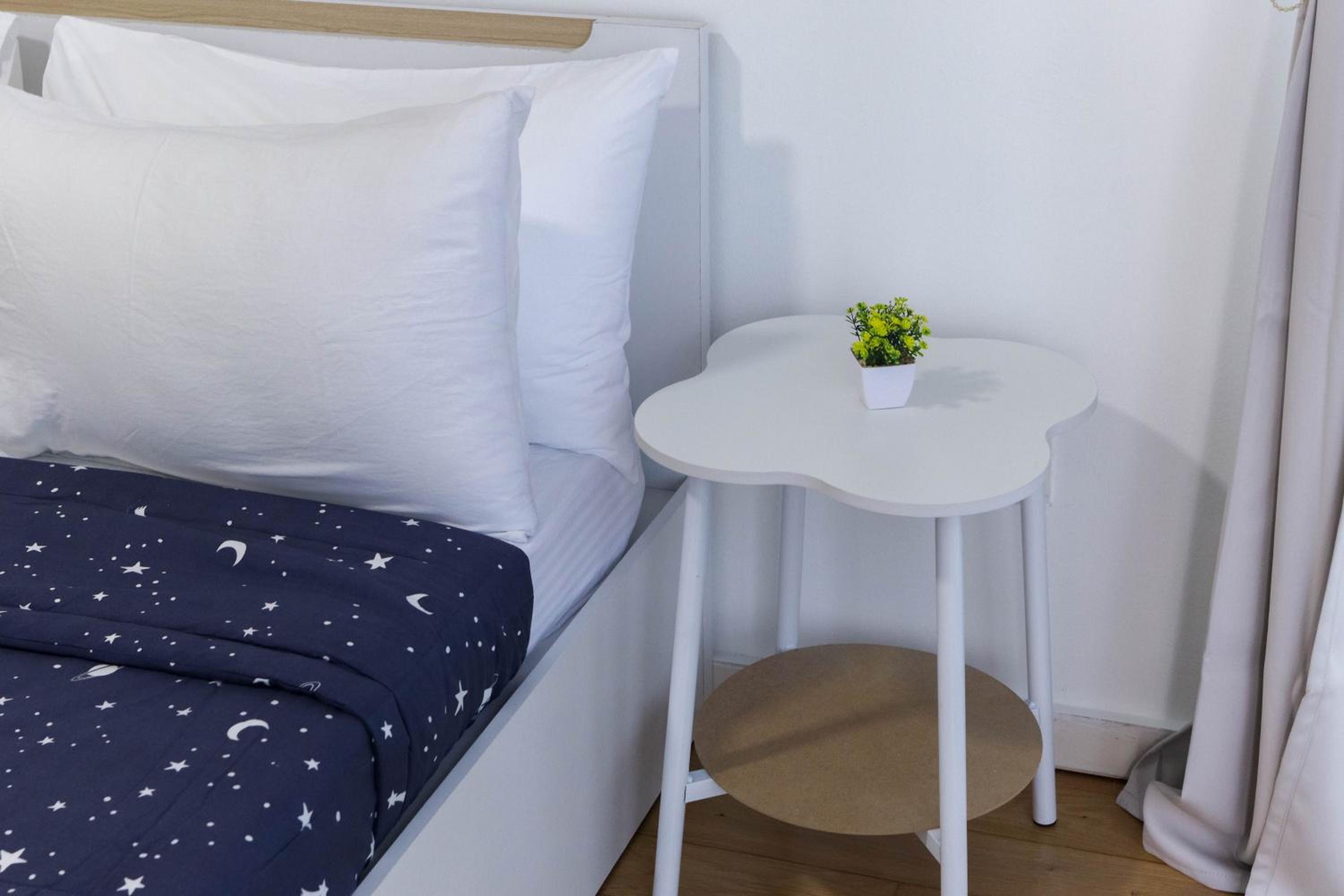 Heart of KL Near Bukit Bintang MRT& Pavillion KL 1 to 6pax