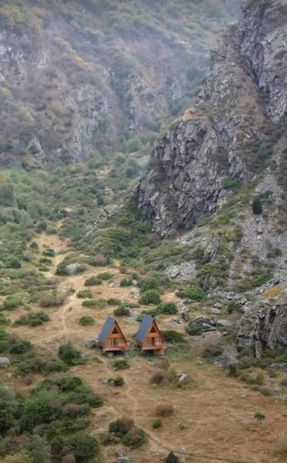 Off Inn Kazbegi view 3