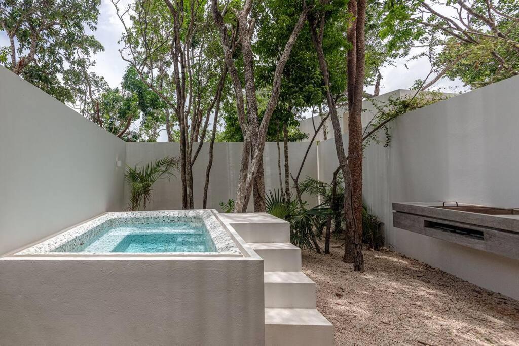 Luxury studio private pool spectacular amenities lagunas 117