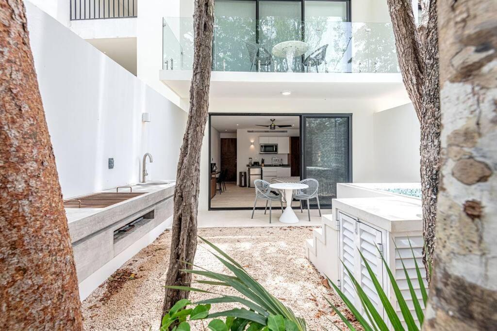 Luxury studio private pool spectacular amenities lagunas 117