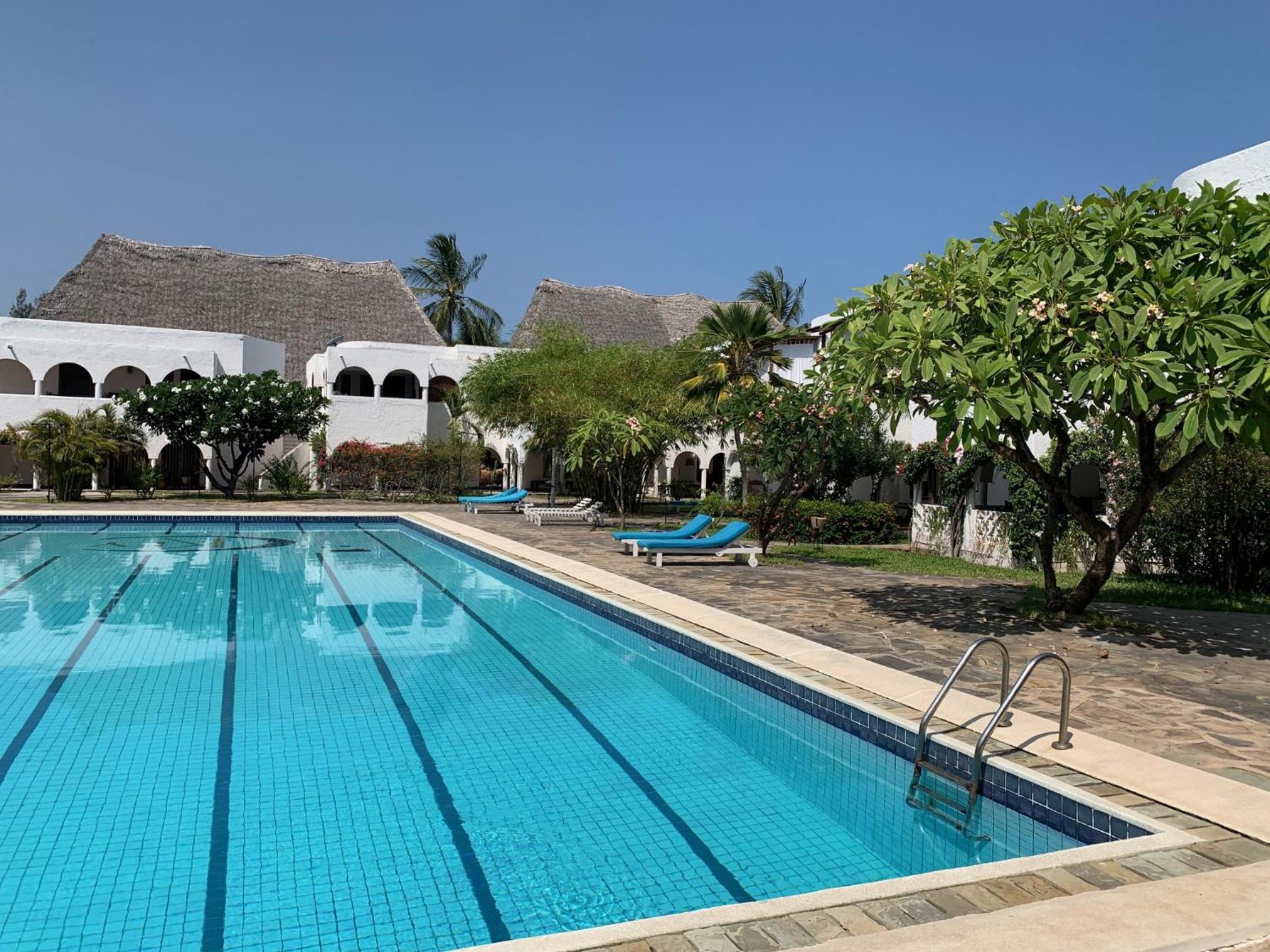 Silver Coral Apartments Malindi