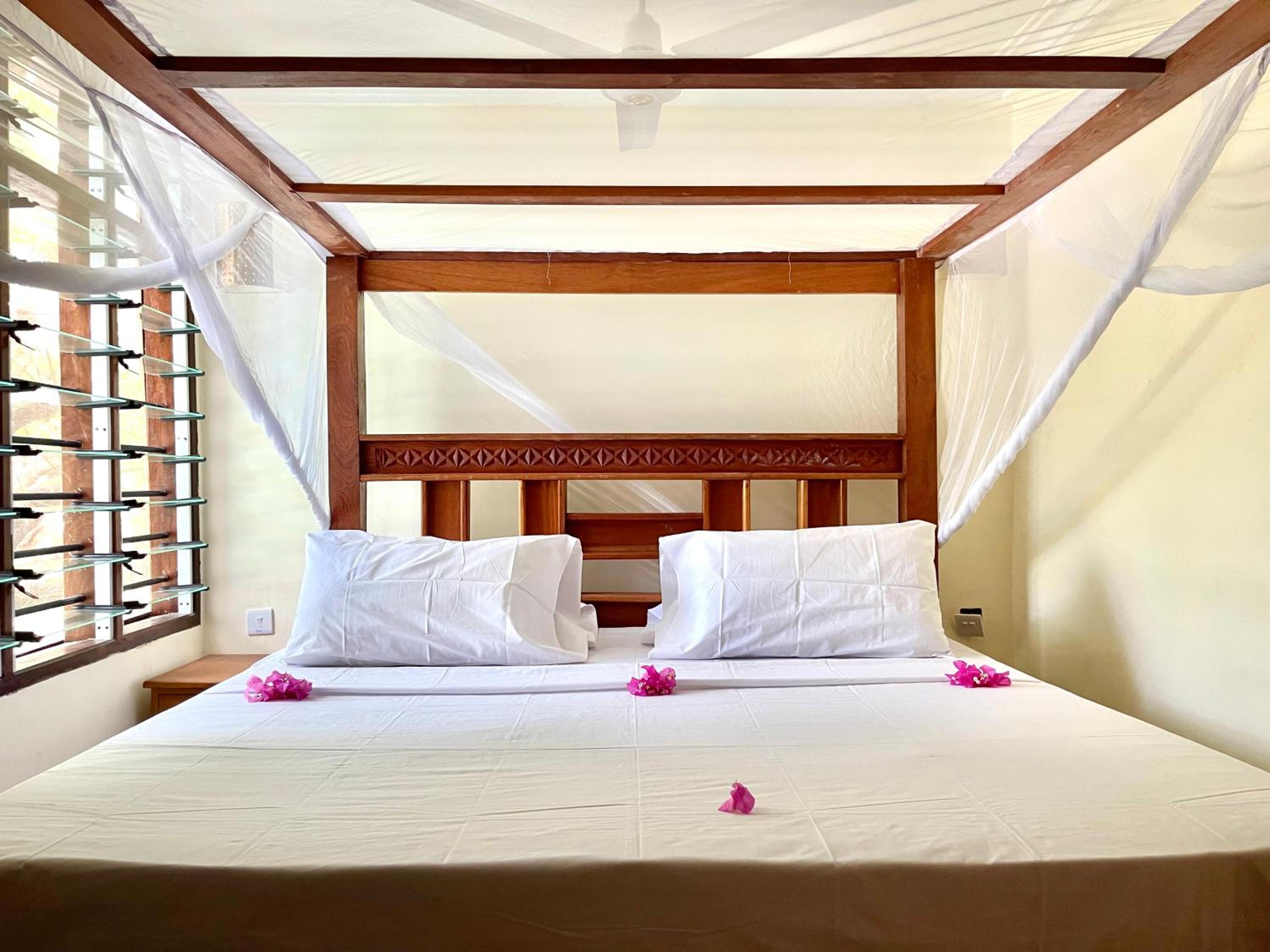 Silver Coral Apartments Malindi
