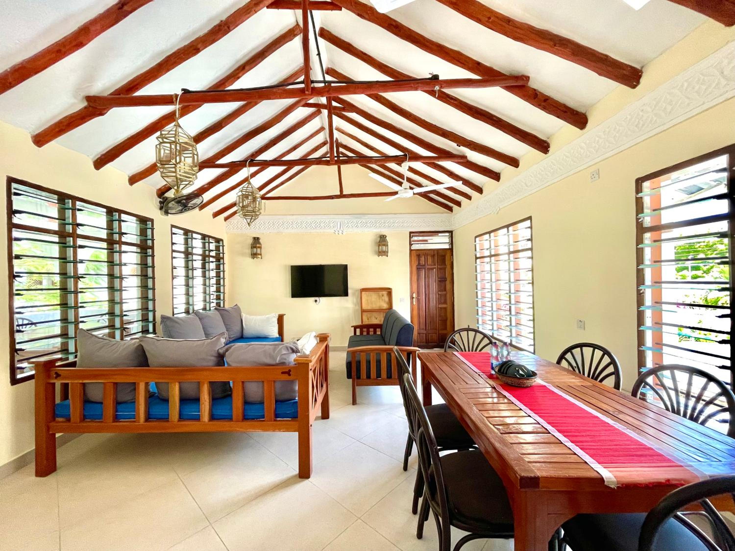 Silver Coral Apartments Malindi