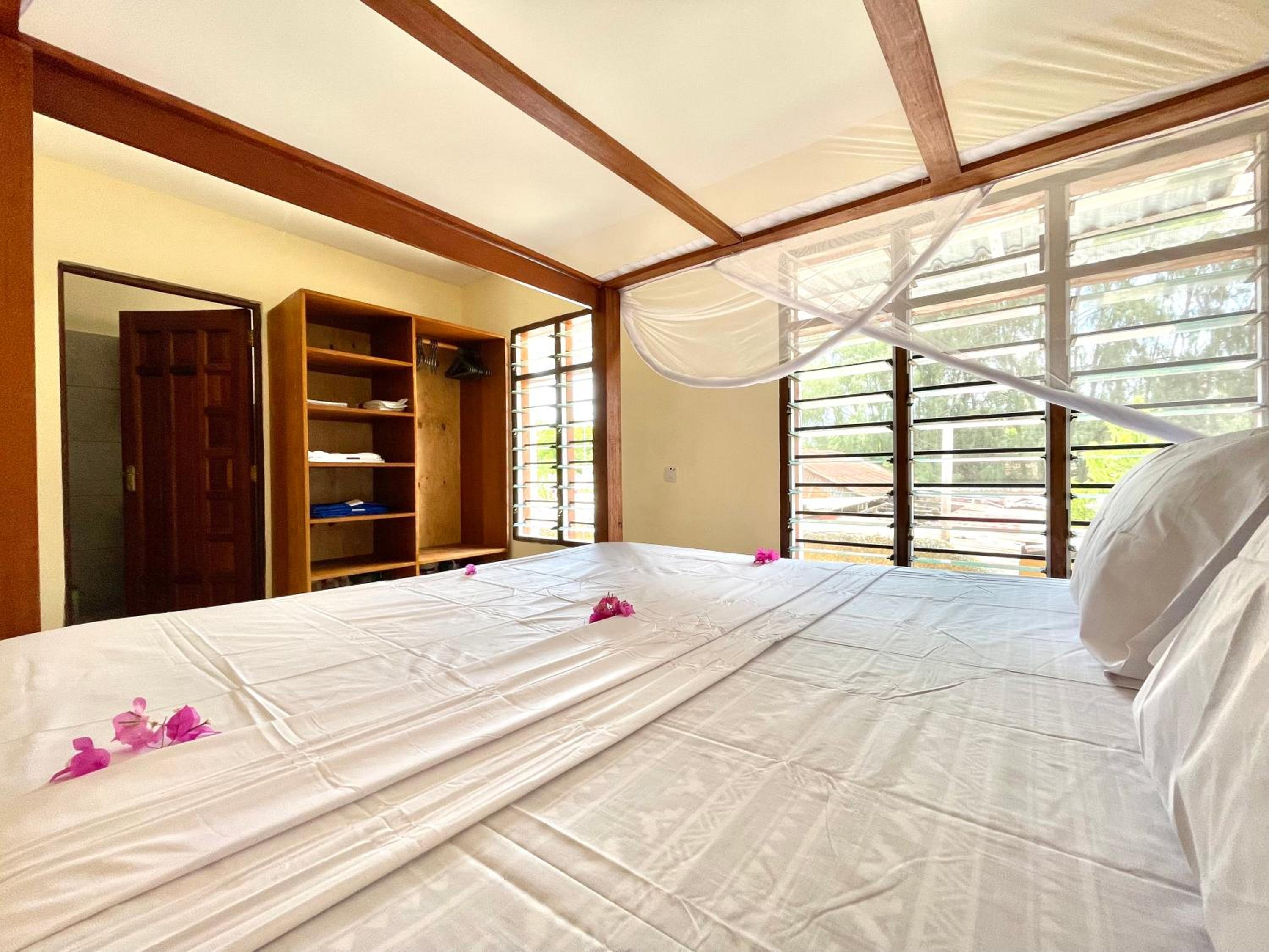 Silver Coral Apartments Malindi