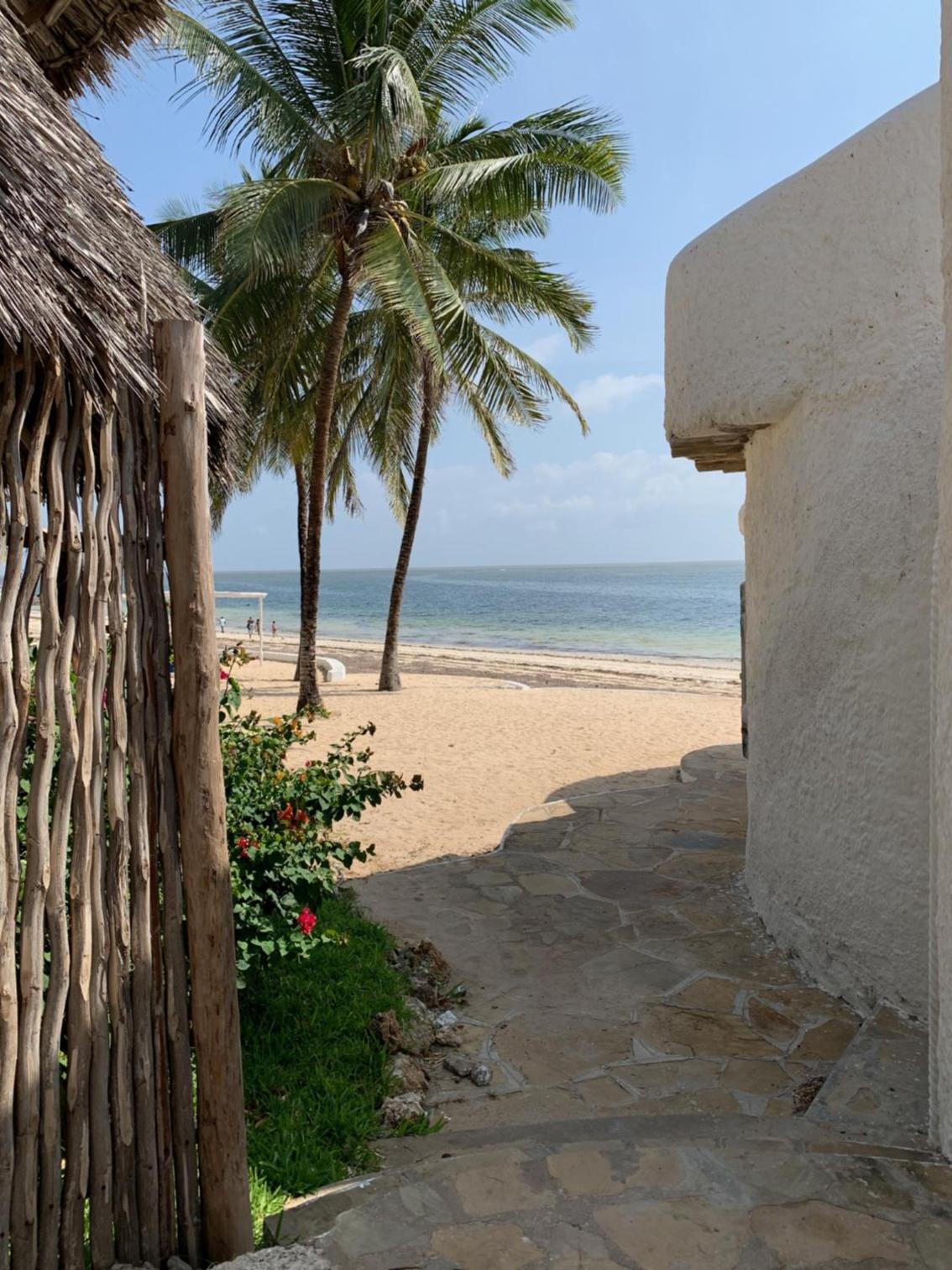 Silver Coral Apartments Malindi