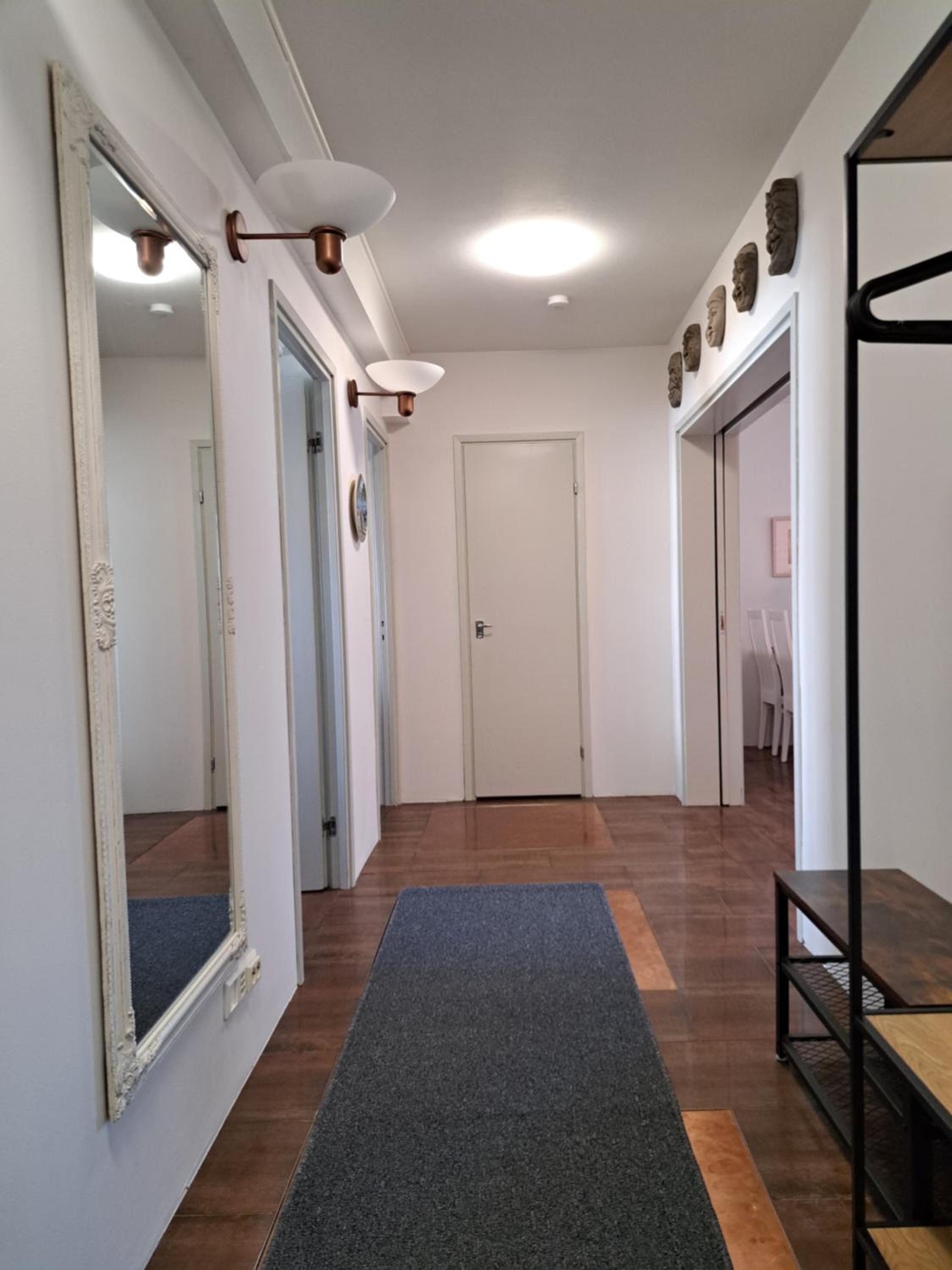 Elice Apartment