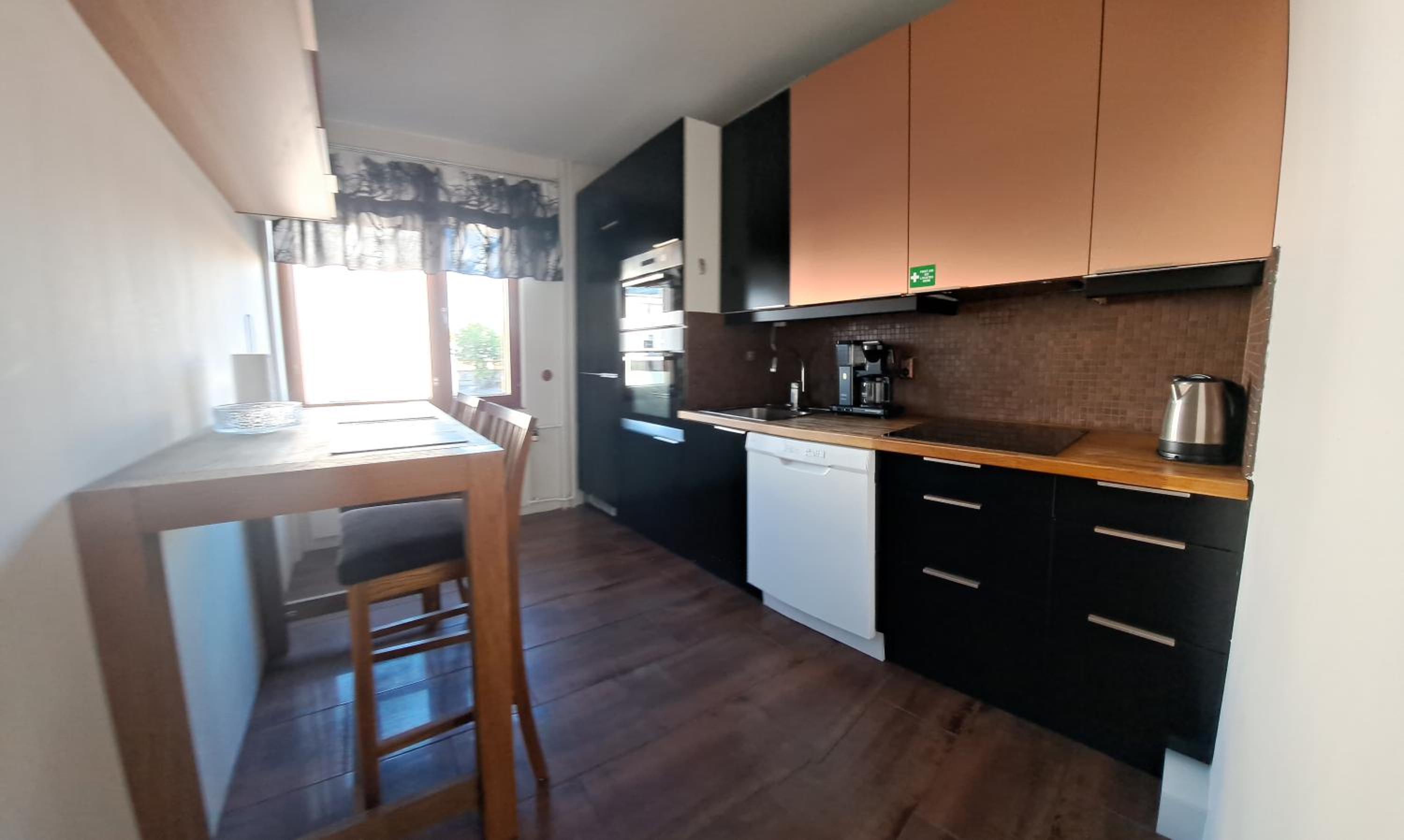 Elice Apartment