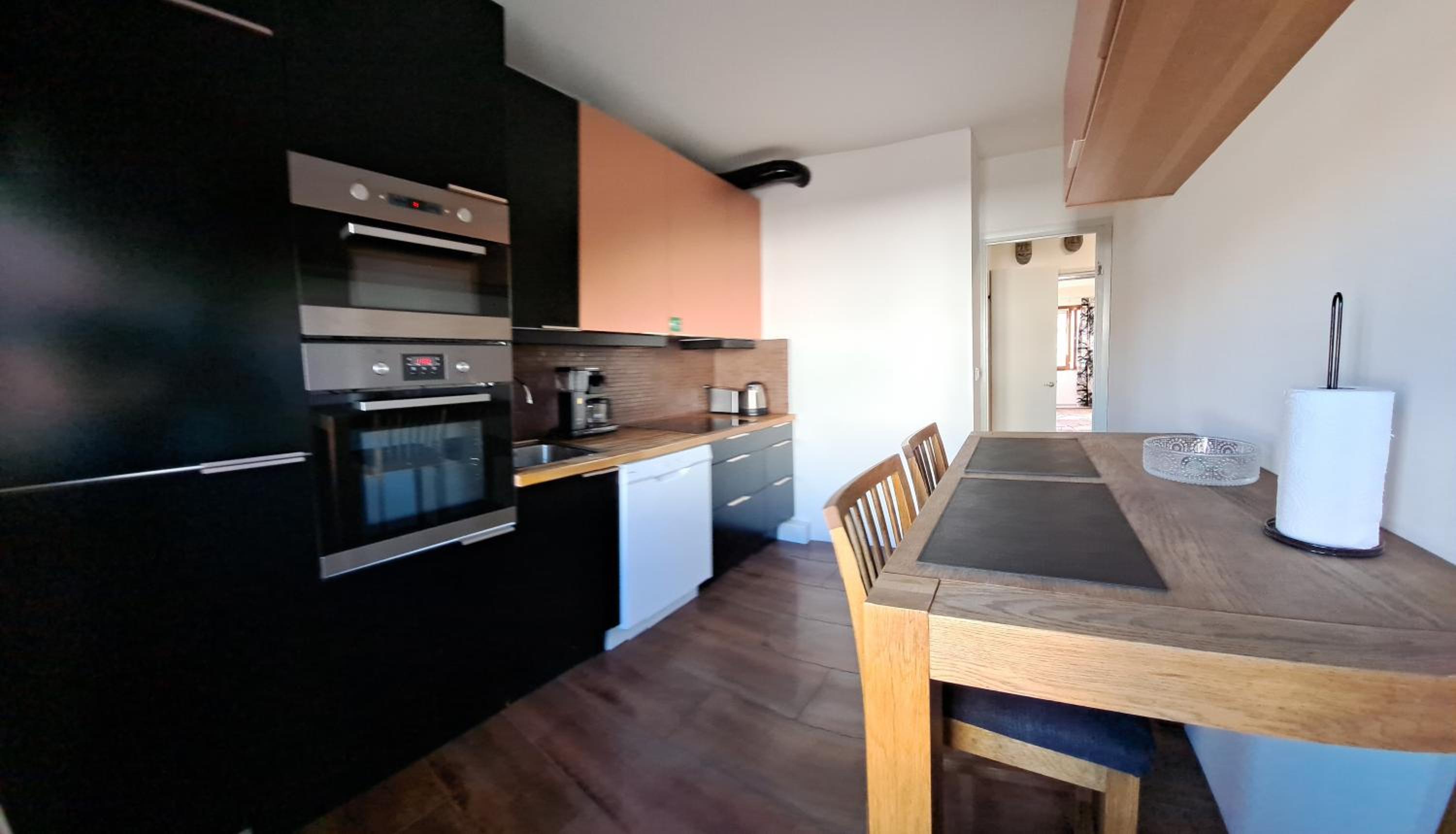 Elice Apartment