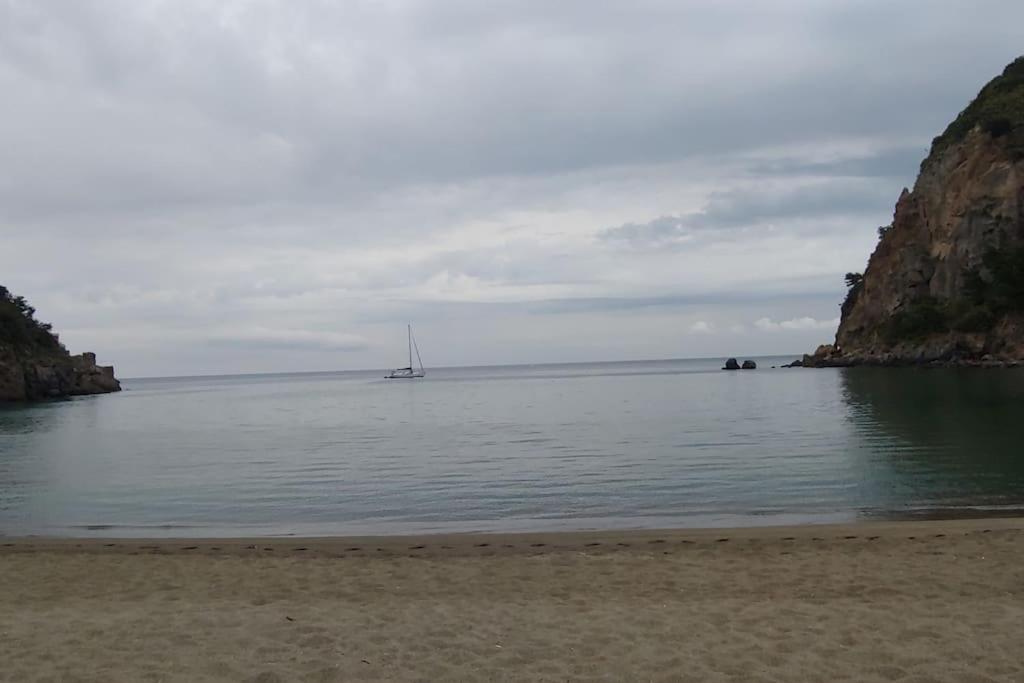 Gigi centralissimo appartamento Ischia Lacco Ameno