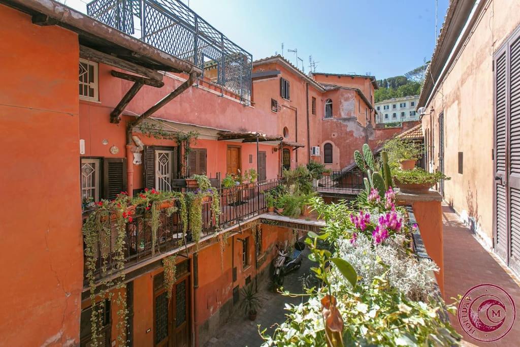 C M Il Balcone di Galatea