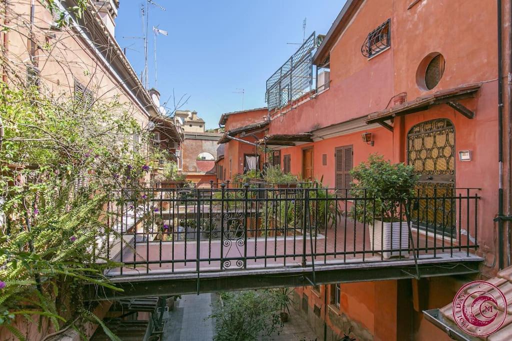 C M Il Balcone di Galatea