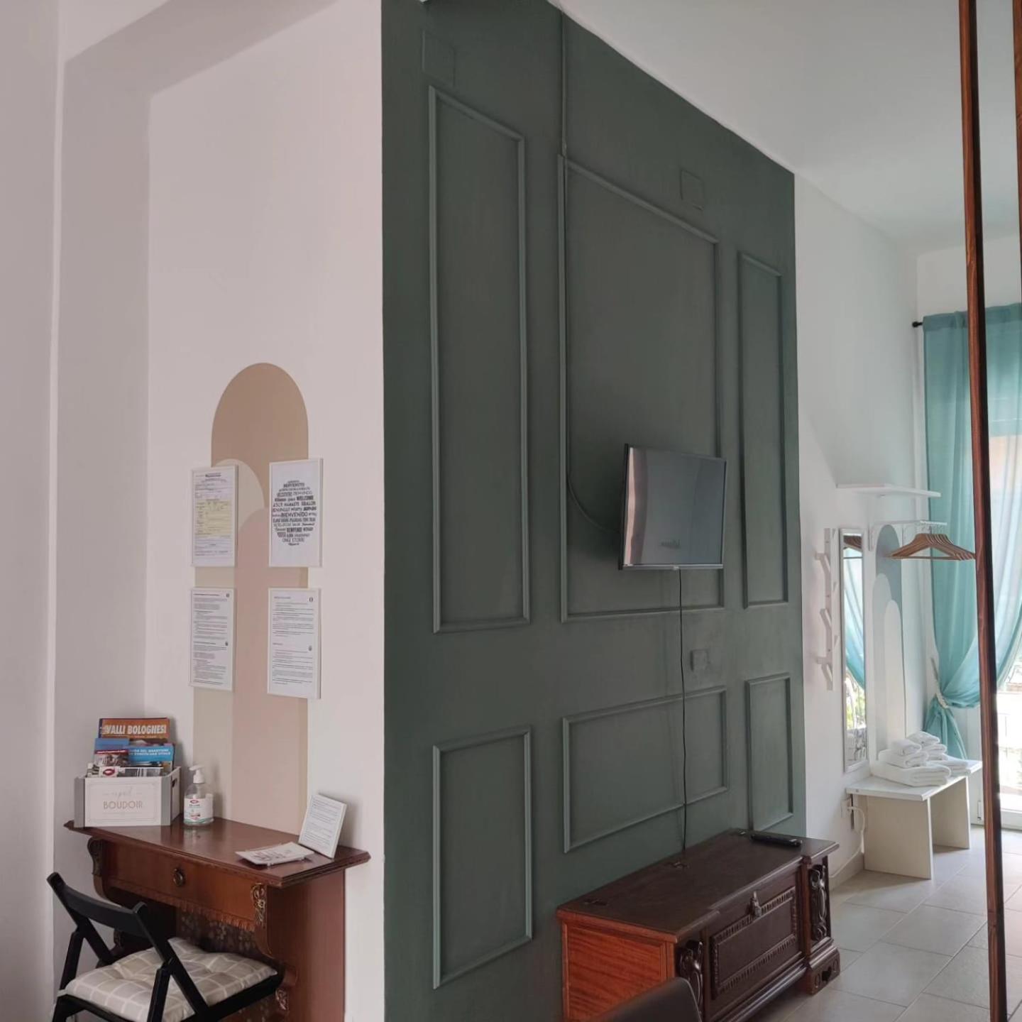Bologna Travel Suite