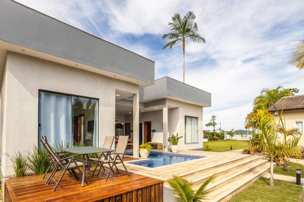 Casa em Angra dos Reis - Praia dos Coqueiros