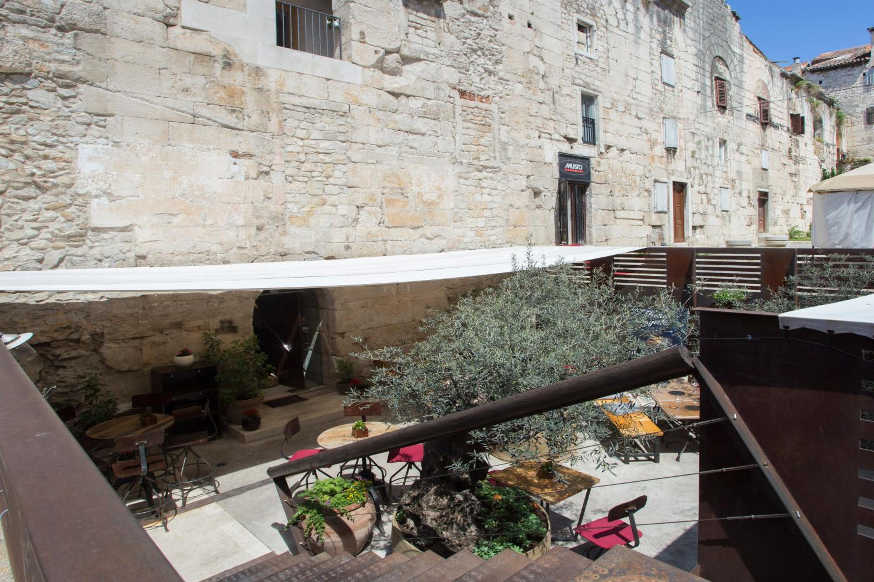 Dionis UNESCO Luxury apartment