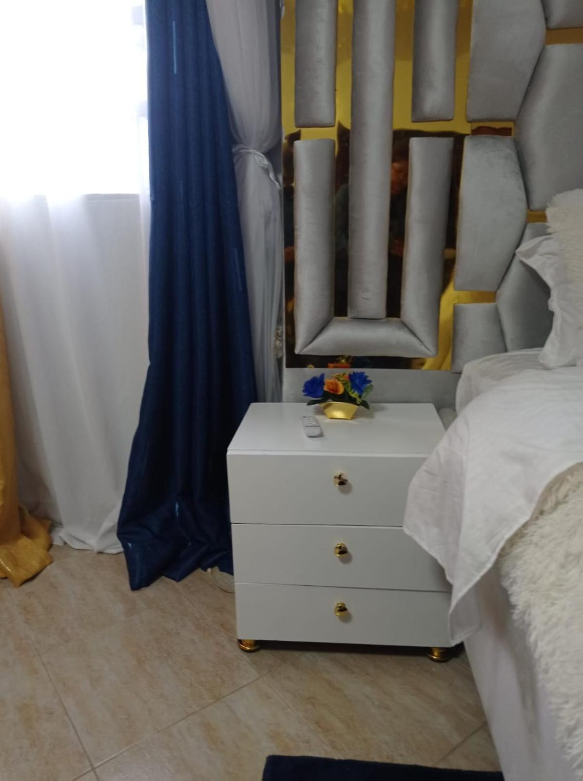 Rona Luxury Apartment