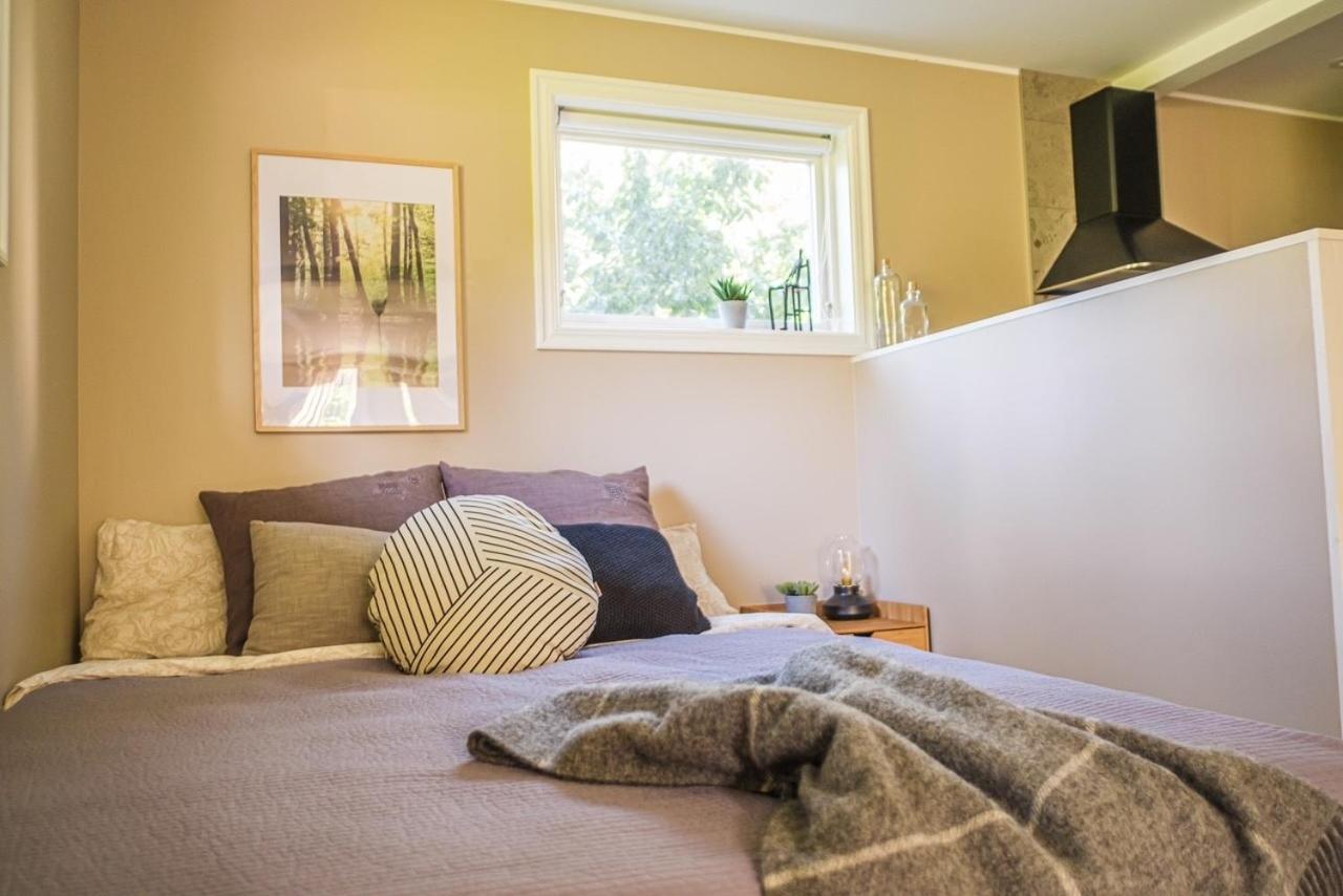Hallonet