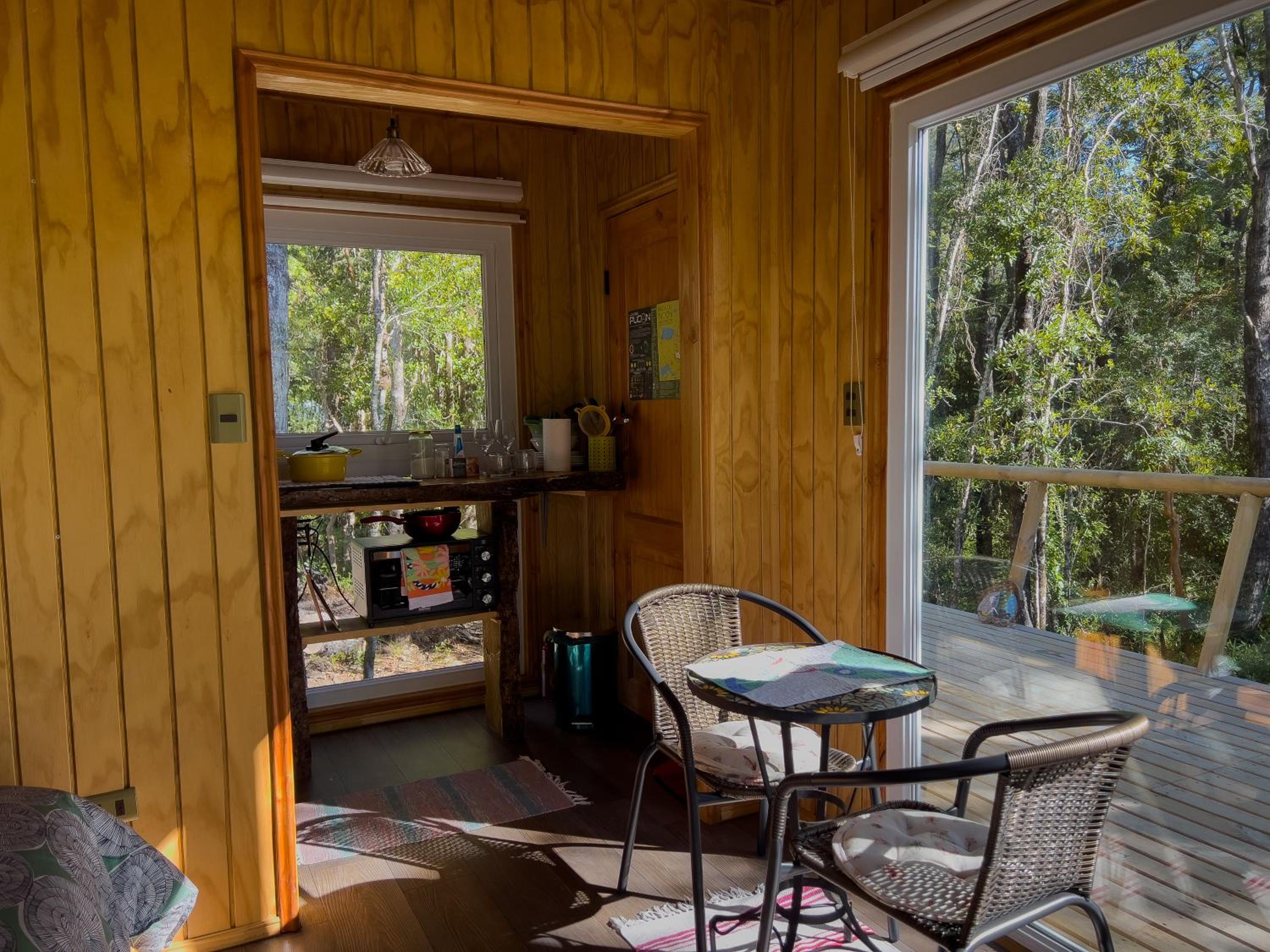 Hermoso Lodge Inserto en Bosque Andino Pucón