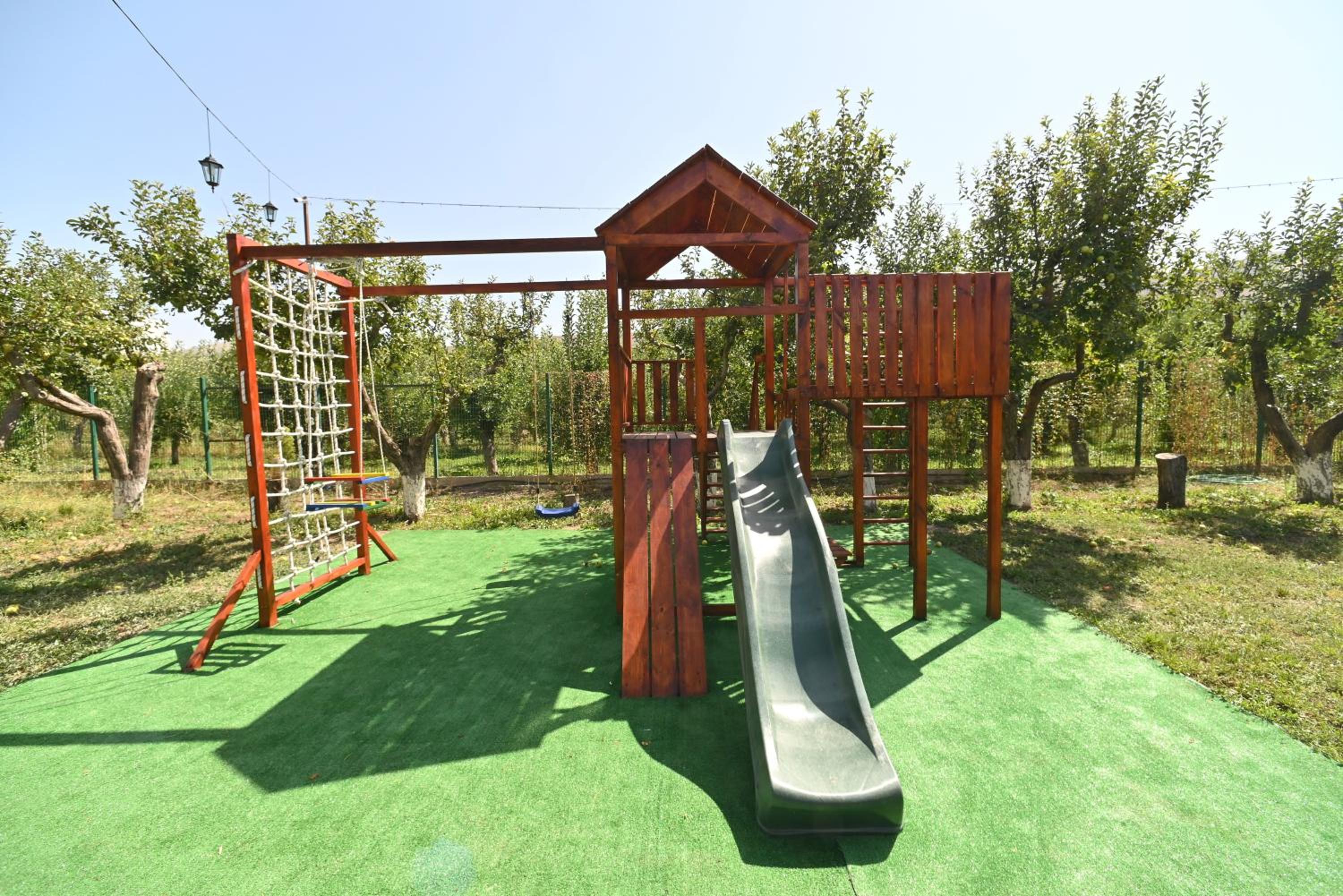 Hidden Garden Resort