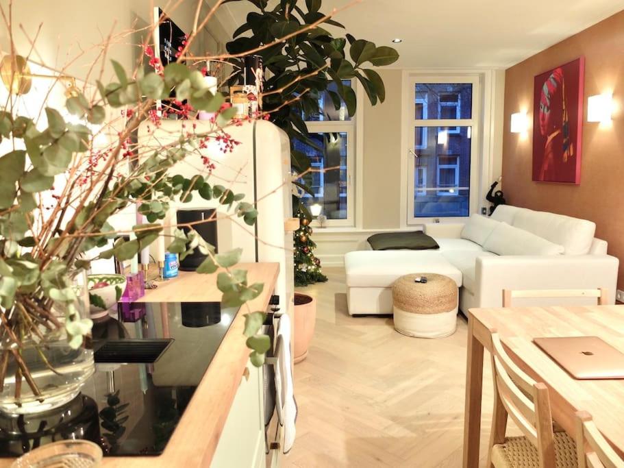 Cozy & modern studio in de Pijp