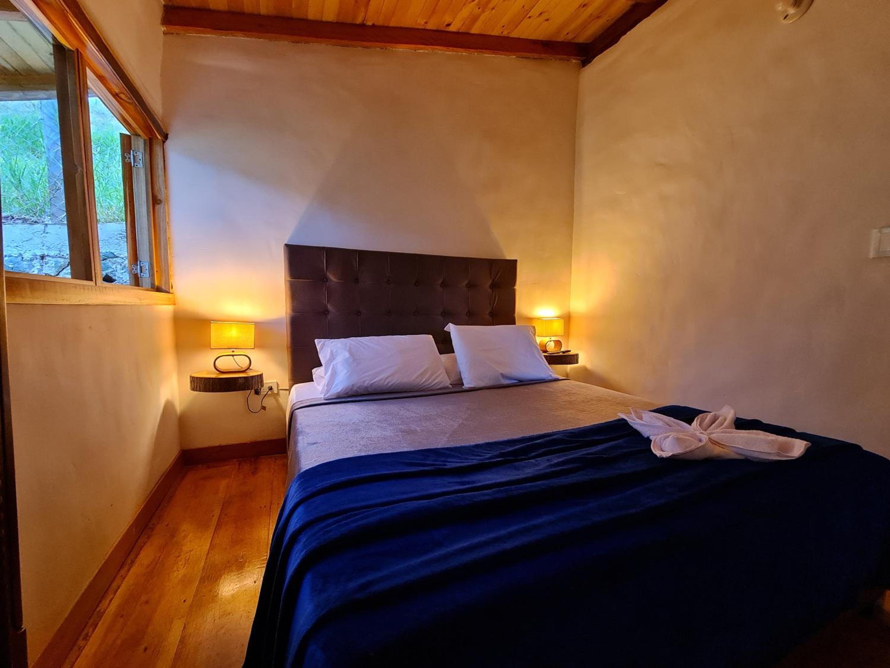 La Mercedes Cattaleya Hostal By Mh