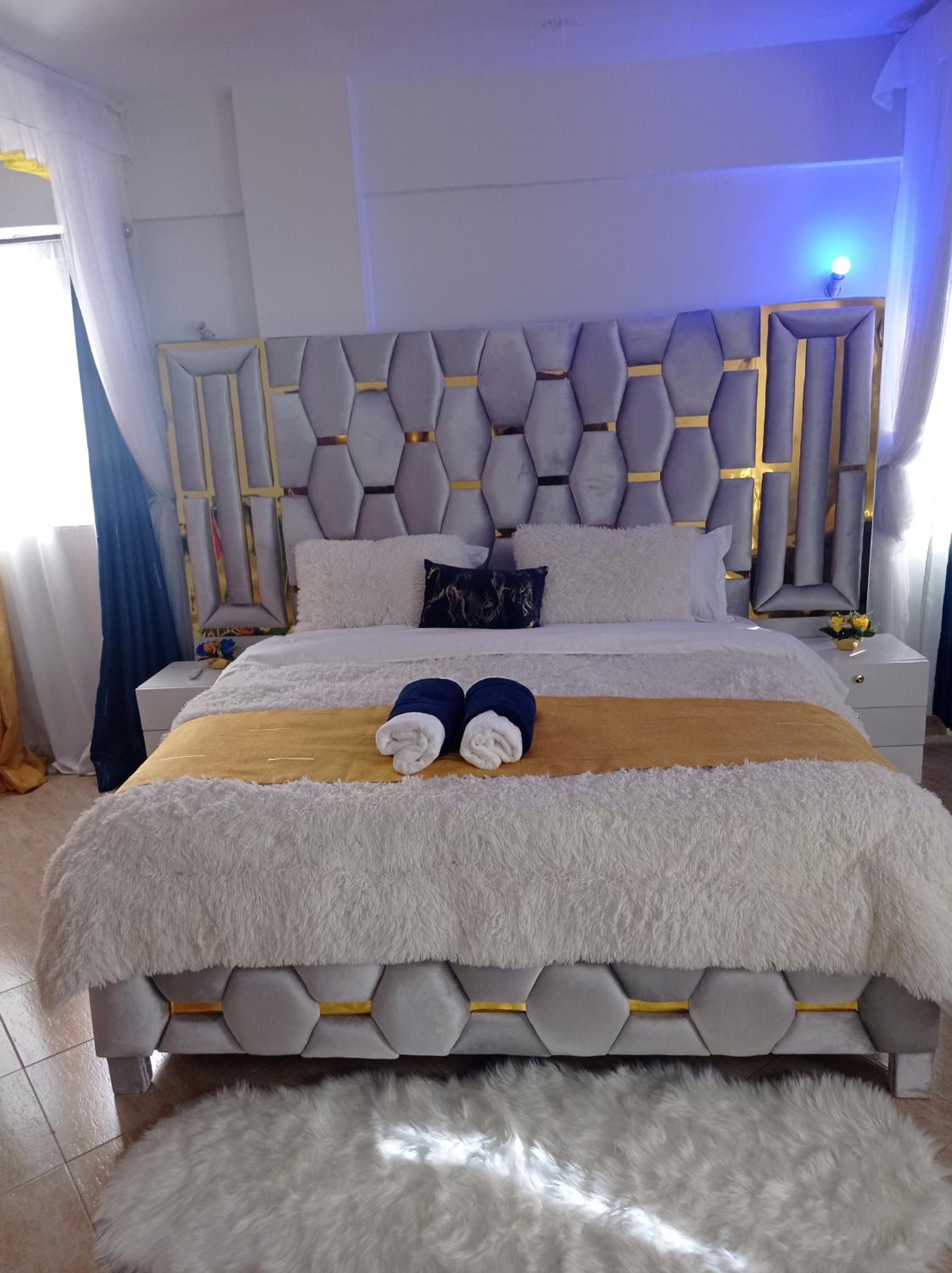 Rona Luxury Apartment