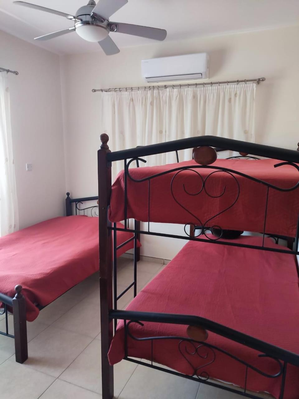 Cosy Seaview Two Bedroom Aparment Tombs of the Kings Resort