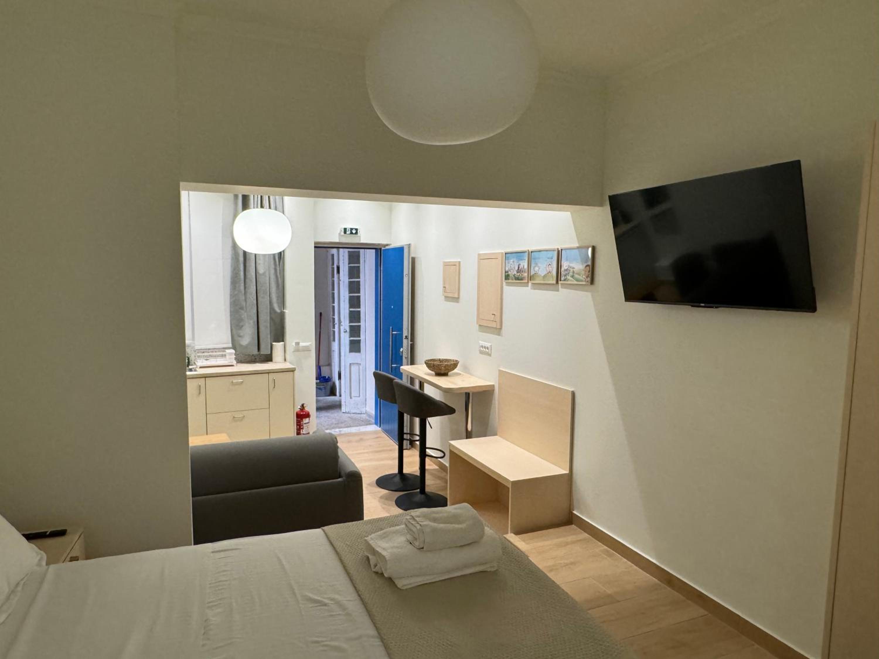 Hermes Central Suite