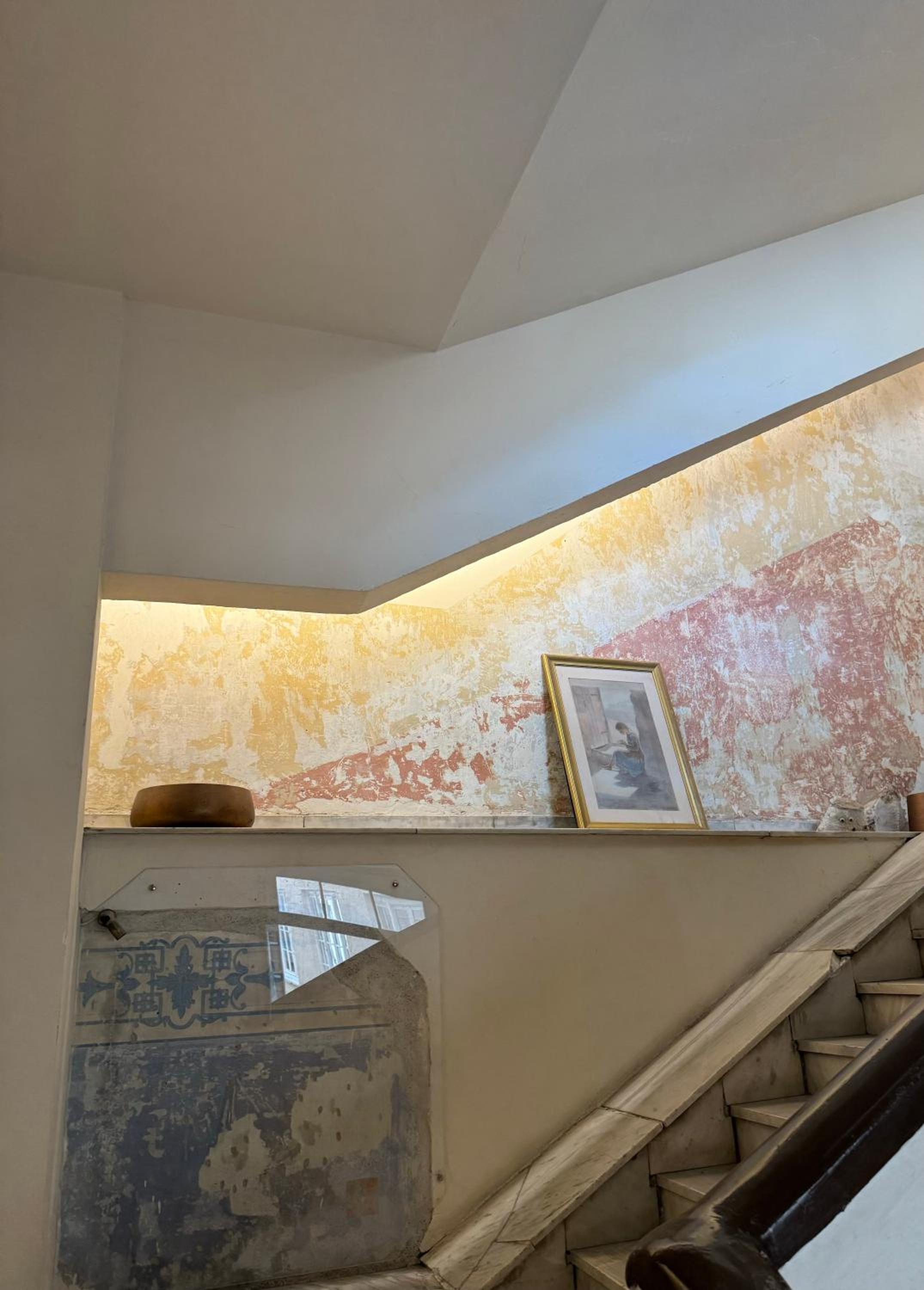 Hermes Central Suite