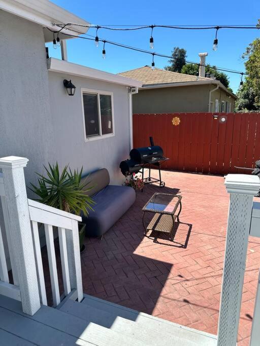 Hayward Vacations - Hayward Home - Property Image 29