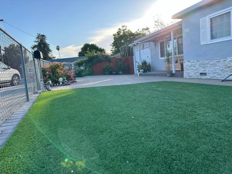Hayward Vacations - Hayward Home - Property Image 11