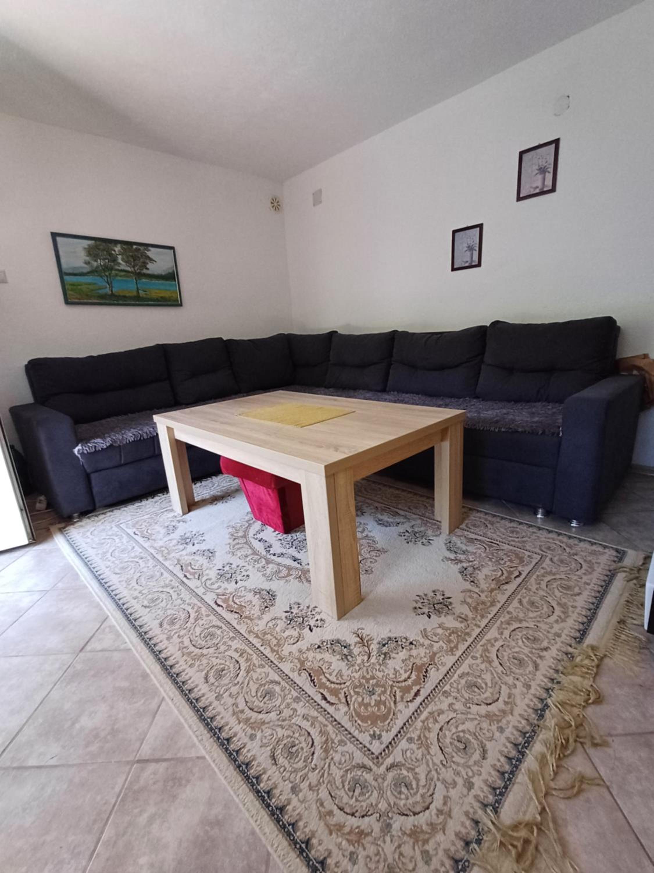 Vikendica krivaja Ribnica-Odmor na Krivaji