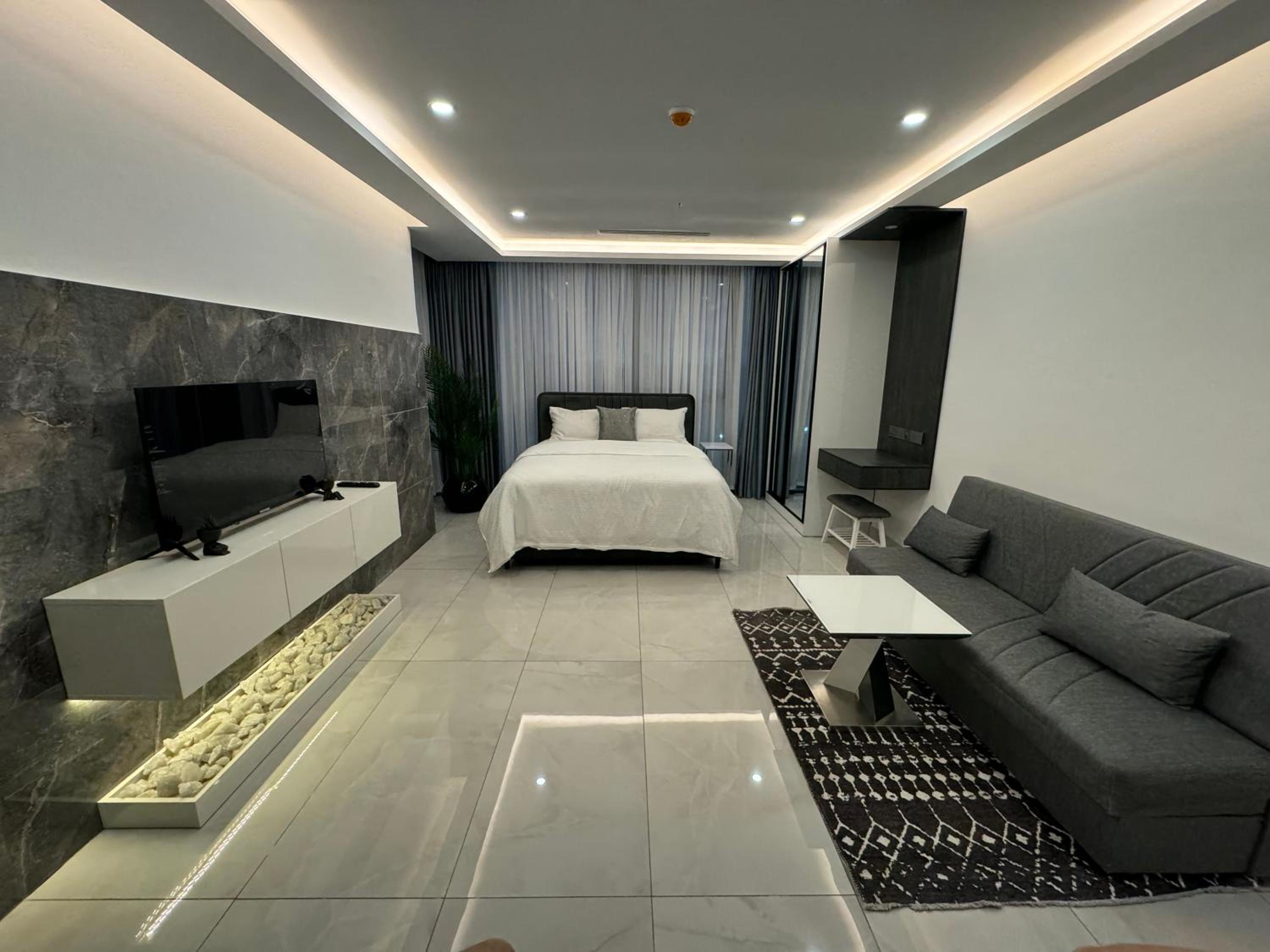 Deluxe Studio Apartments at Kass Towers Accra - Upper Floor view 2