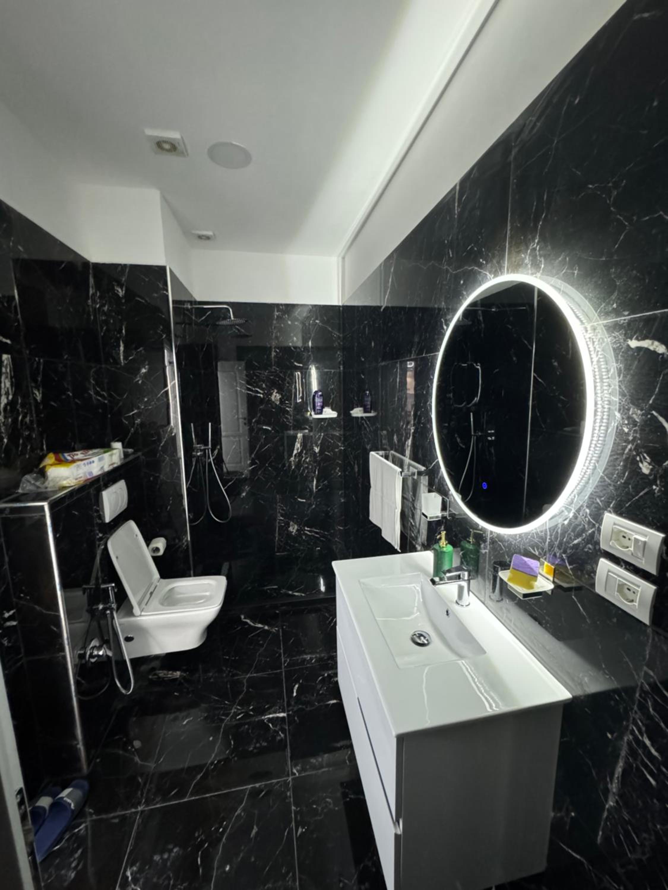 Dave luxury apartment