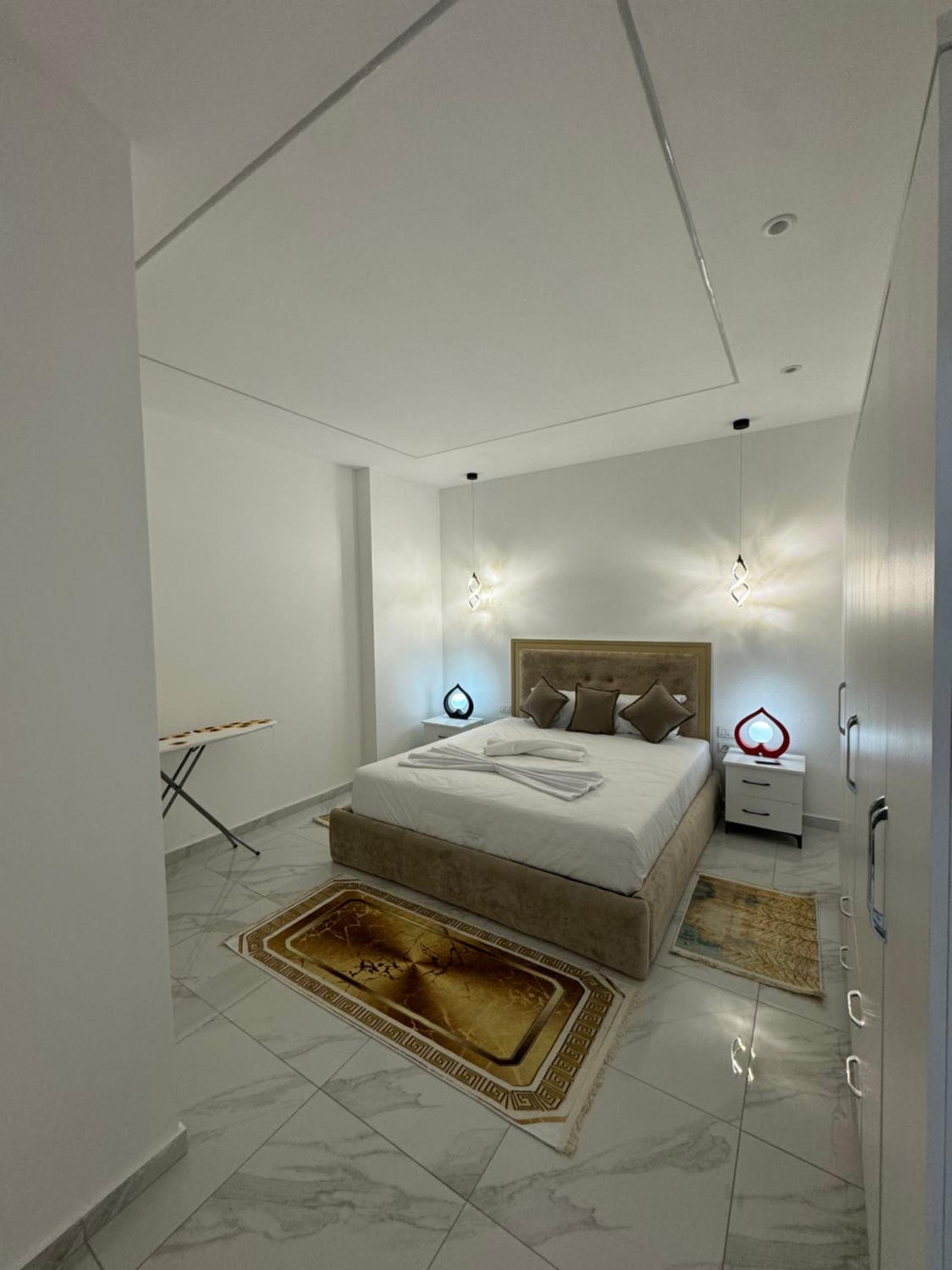 Dave luxury apartment