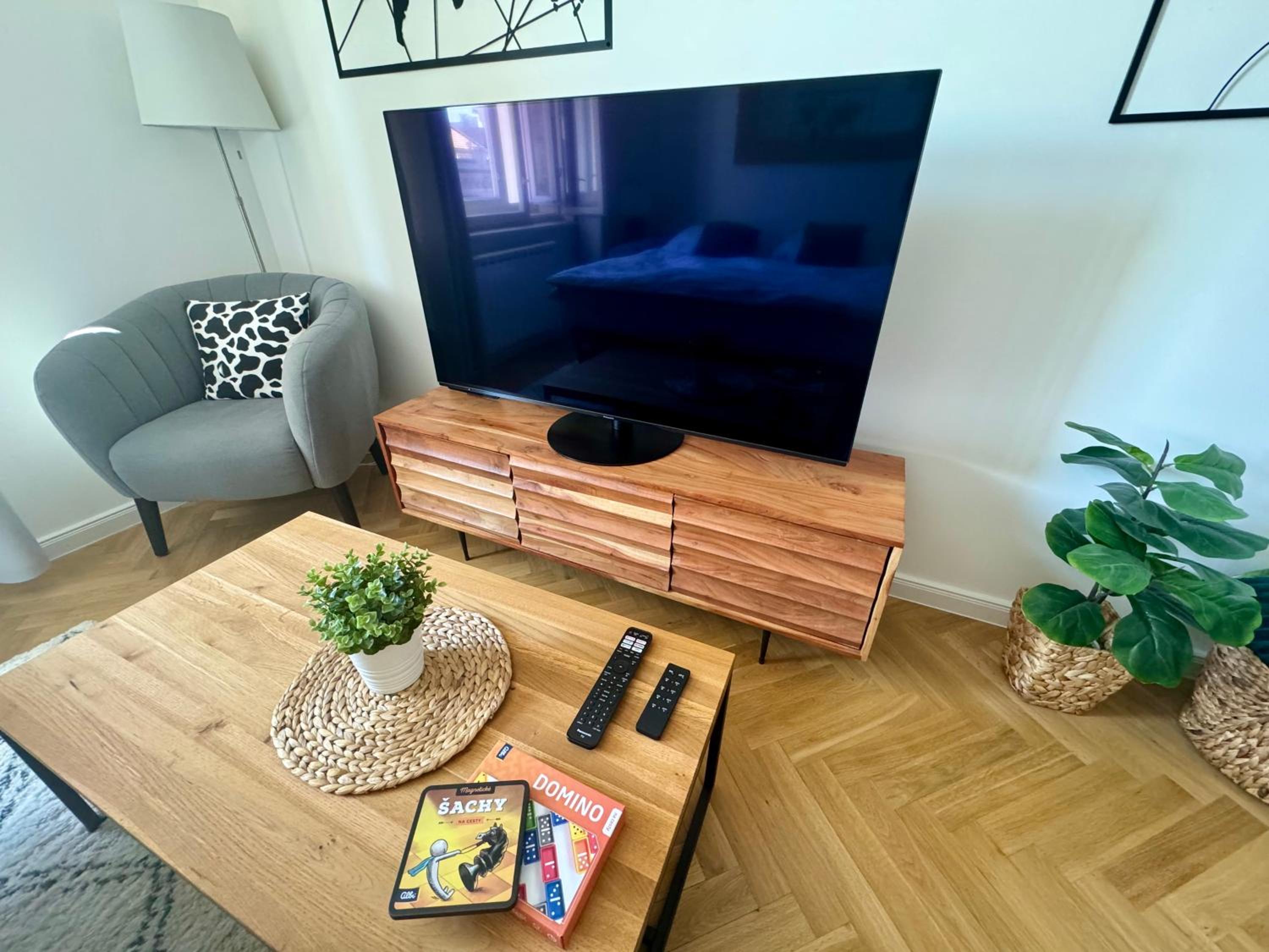 ESMOA apartments - Ovenecká, Praha 7 - plně vybaven