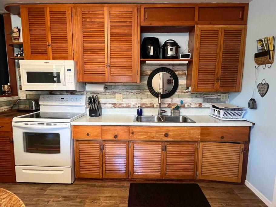 Cozy Pet-friendly Mountain Getaway
