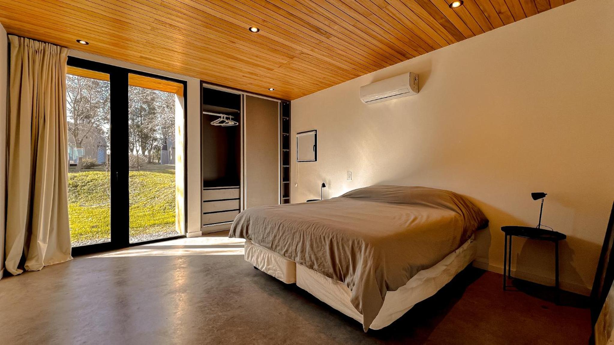 Wood House in Chapa HOLA SUR