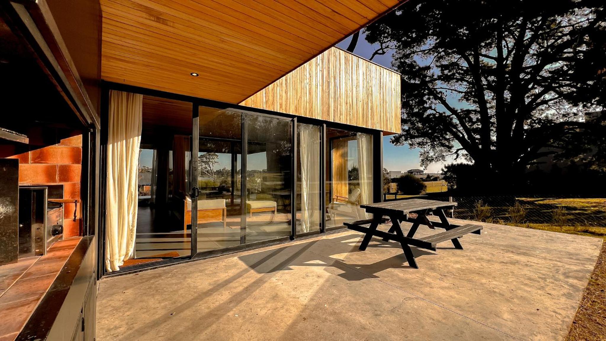 Wood House in Chapa HOLA SUR
