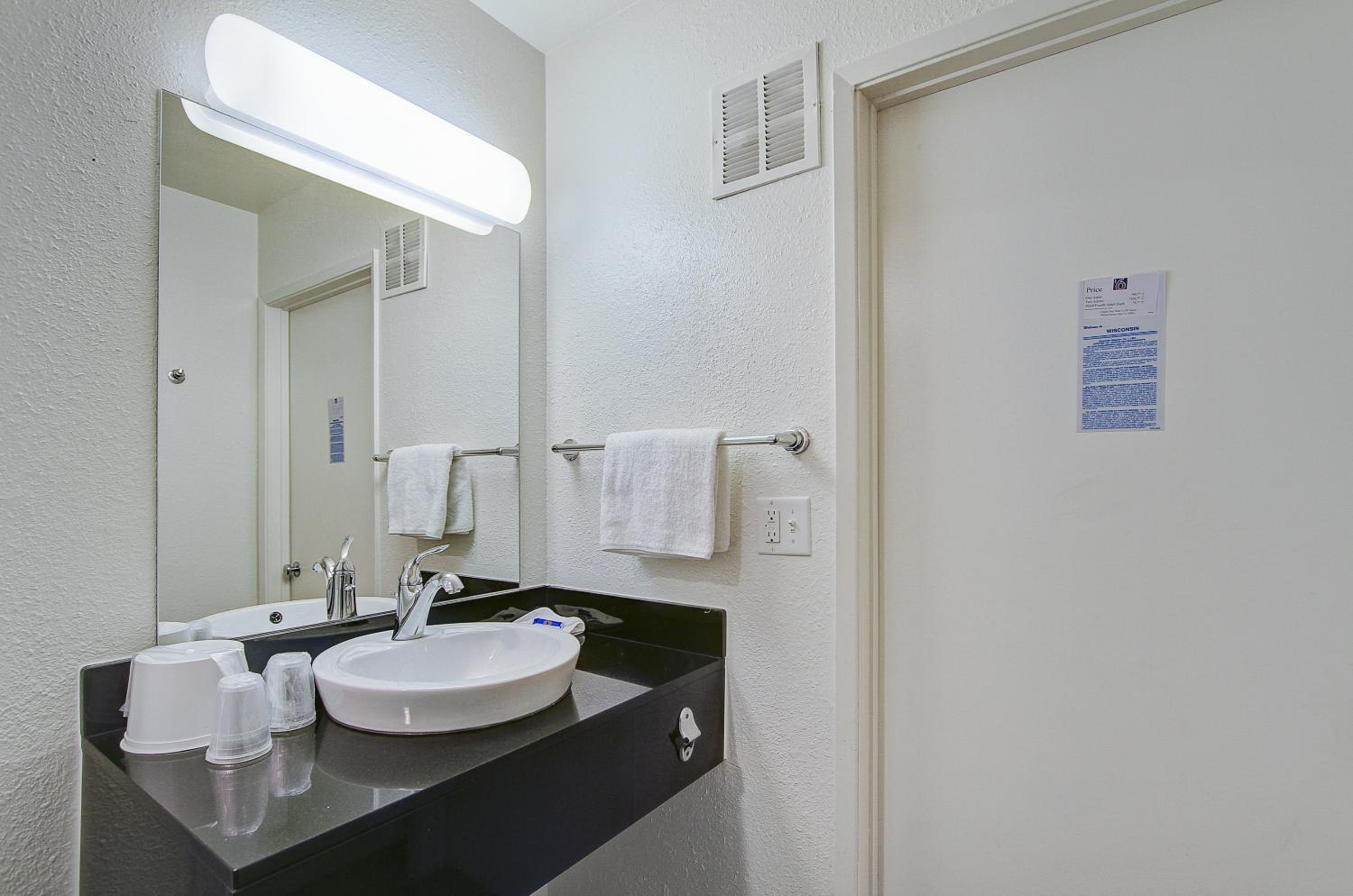 Motel 6-Green Bay, WI