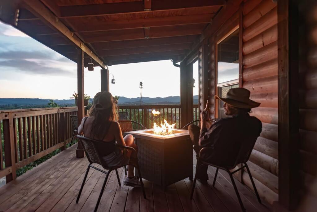 Cascade Sunset House - Crater Lake Adventures! view 5