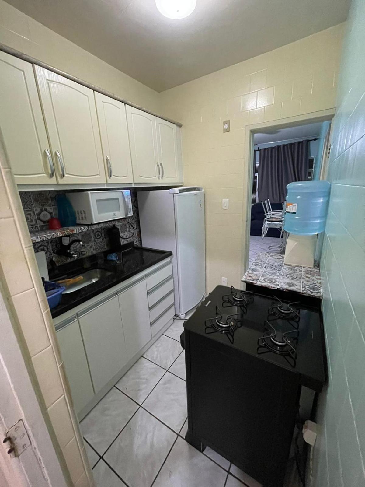 APARTAMENTO A 300 METROS DA PRAIA DO FORTE