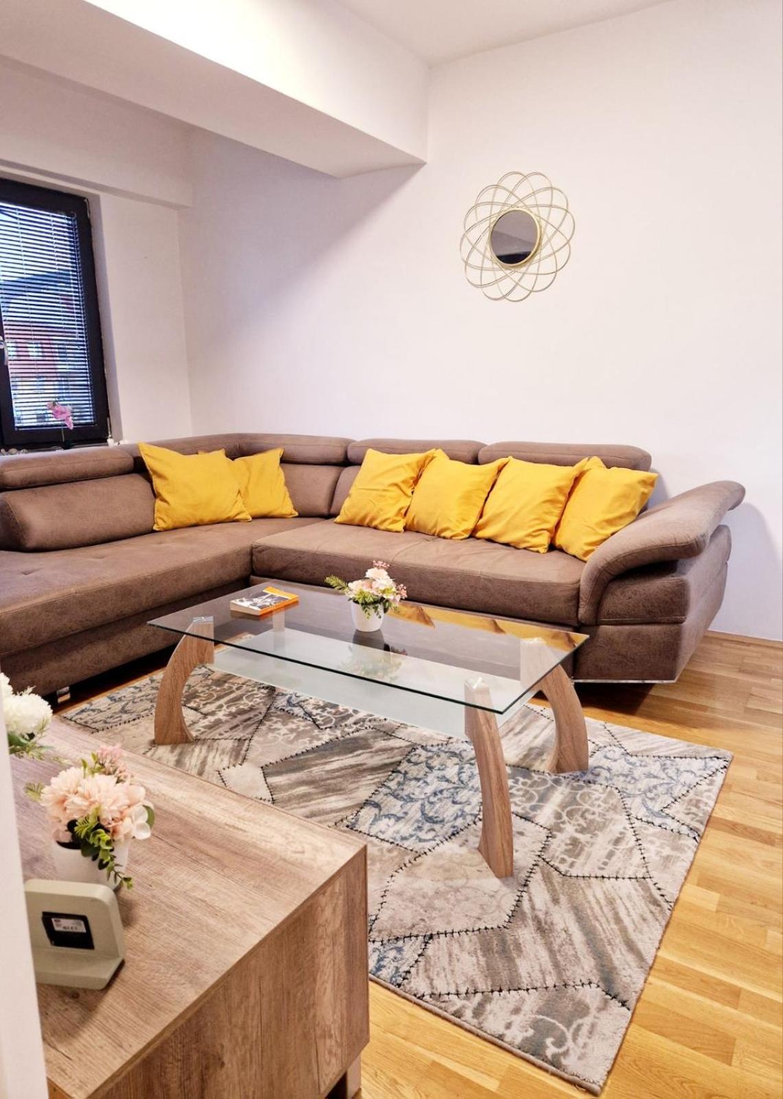 Kamche Lux Apartment